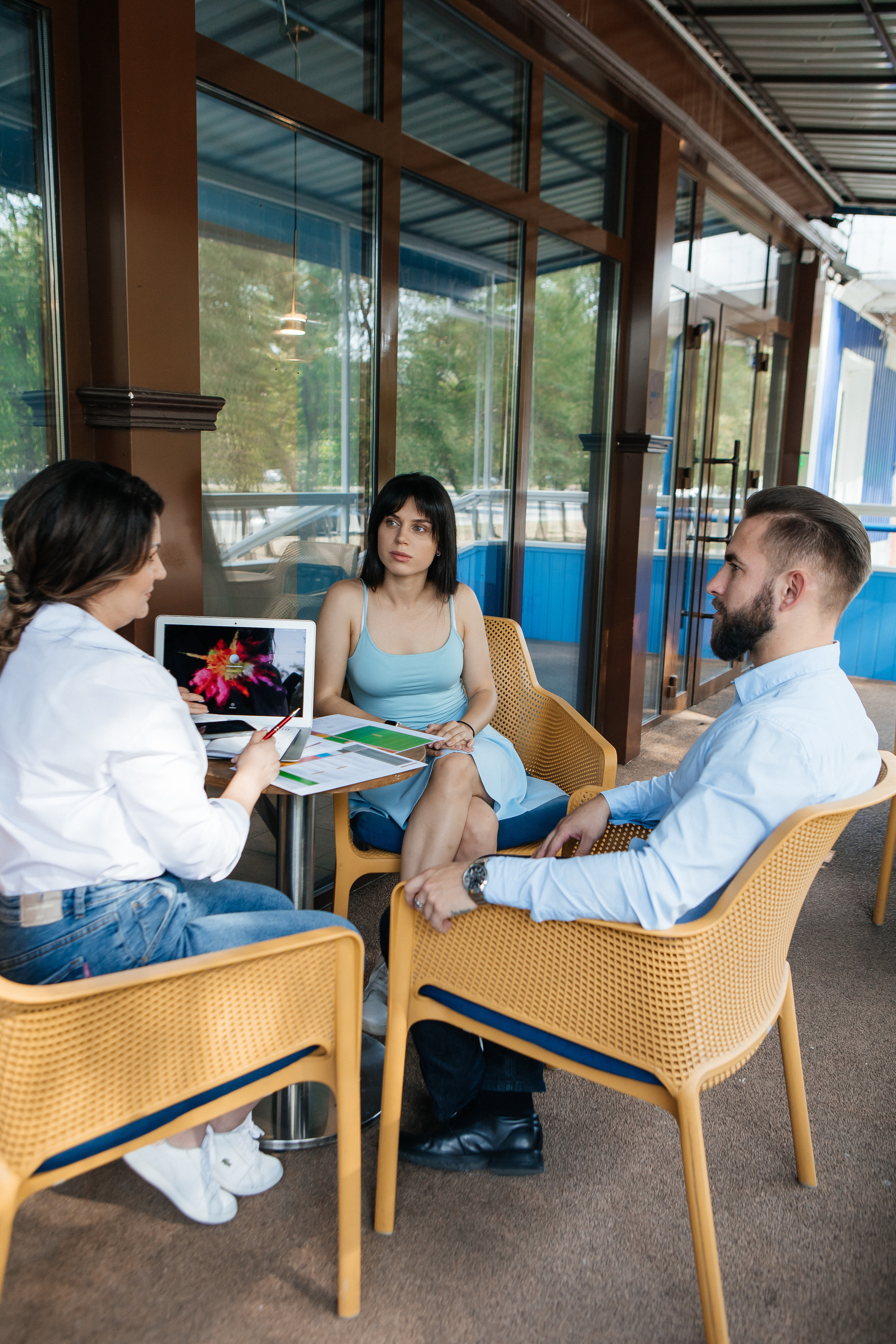 Контент-съёмка для финансового советника Любовь Черёмина. Контент-фотограф в Абакане Наталья Нагибина