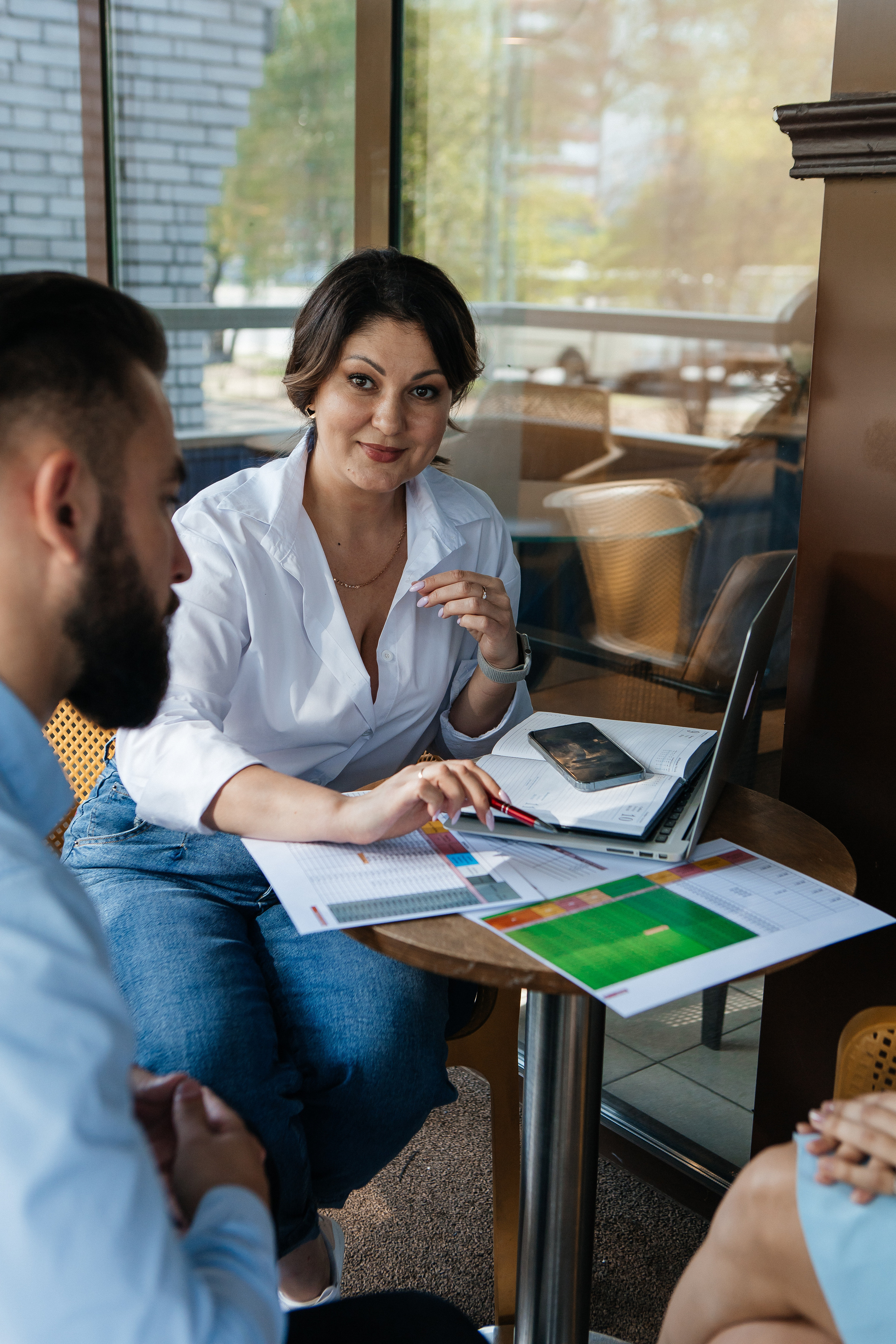 Контент-съёмка для финансового советника Любовь Черёмина. Контент-фотограф в Абакане Наталья Нагибина