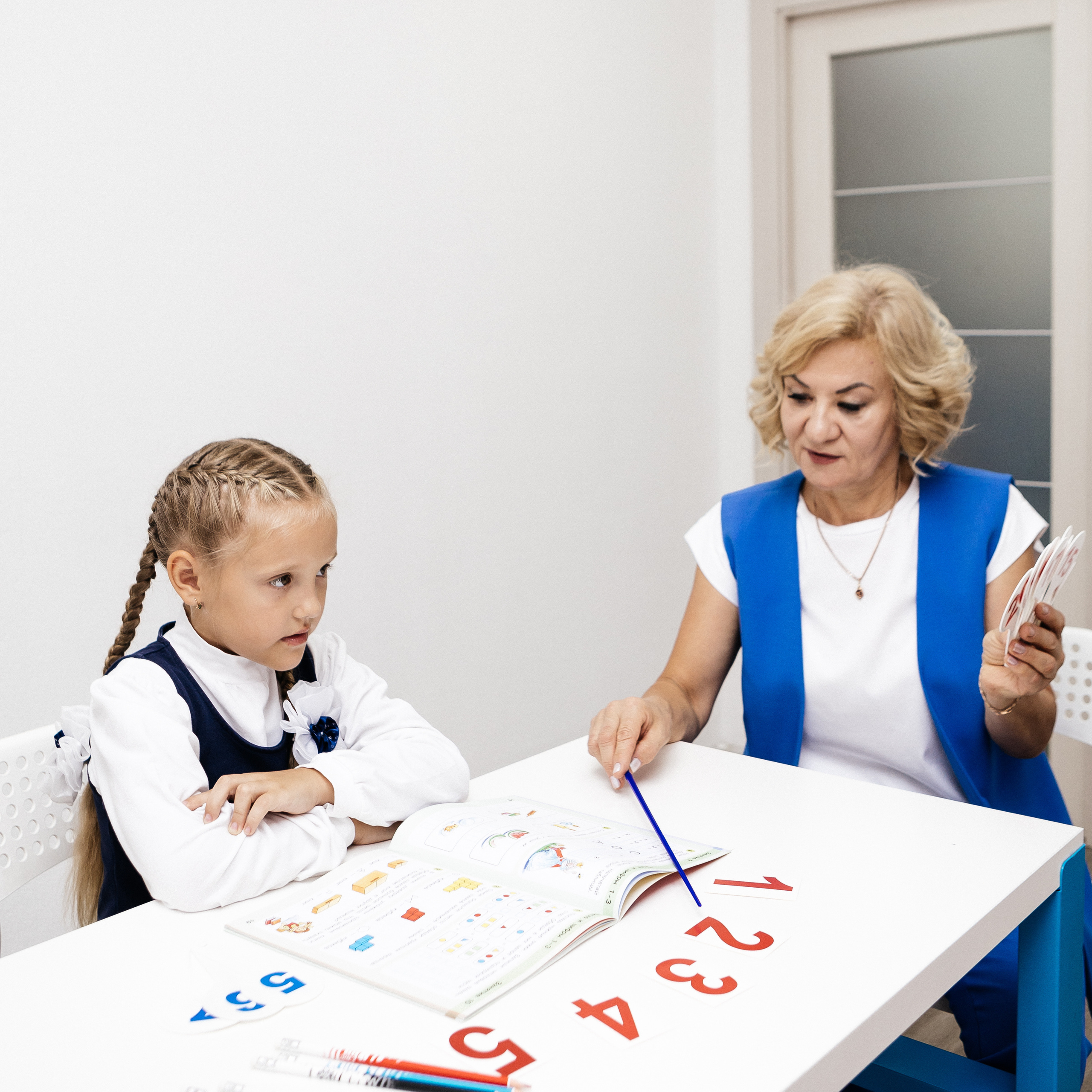 Контент-сьёмка для языкового центра Neuroland. Контент-фотограф в Абакане Наталья Нагибина