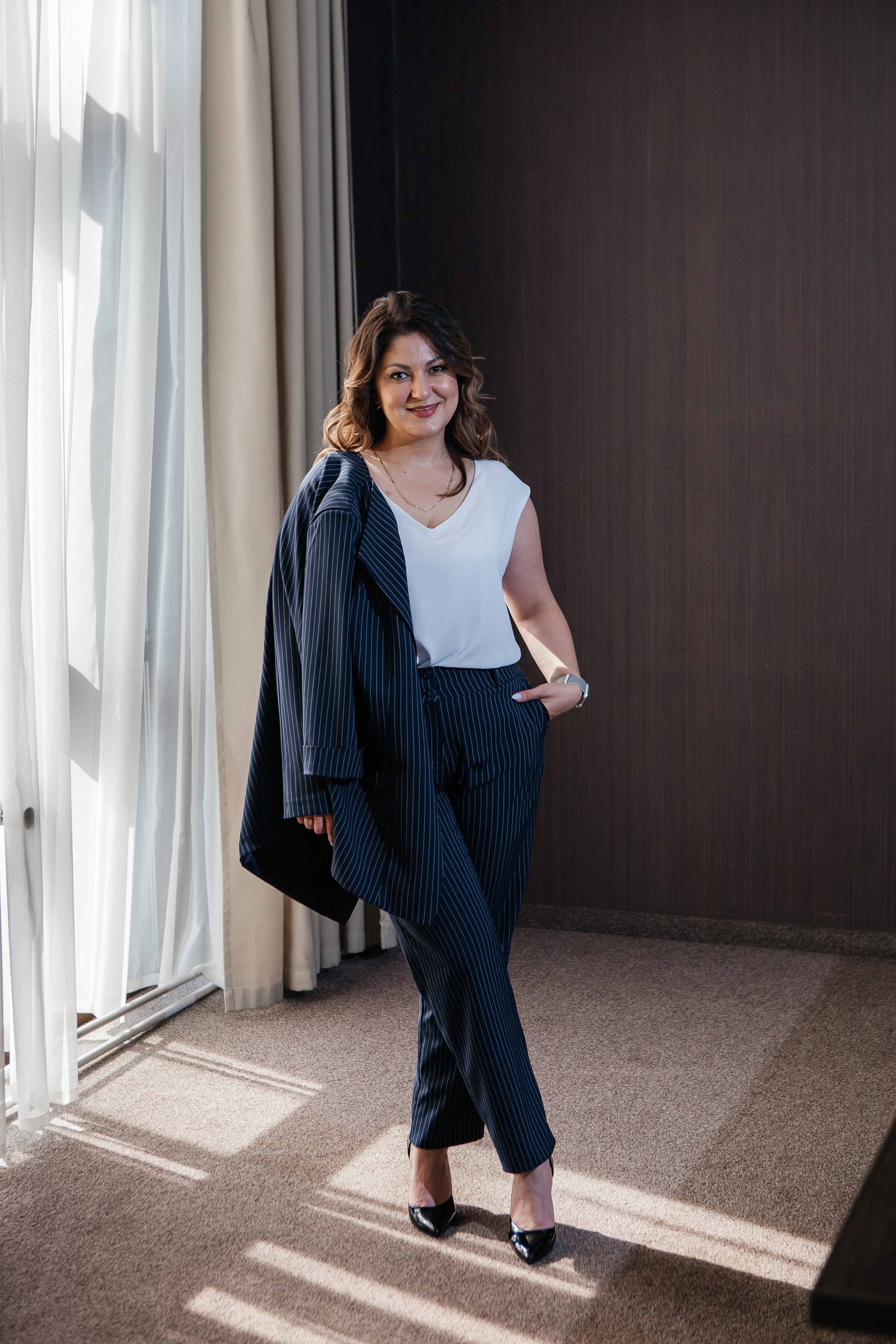 Контент-съёмка для финансового советника Любовь Черёмина. Контент-фотограф в Абакане Наталья Нагибина