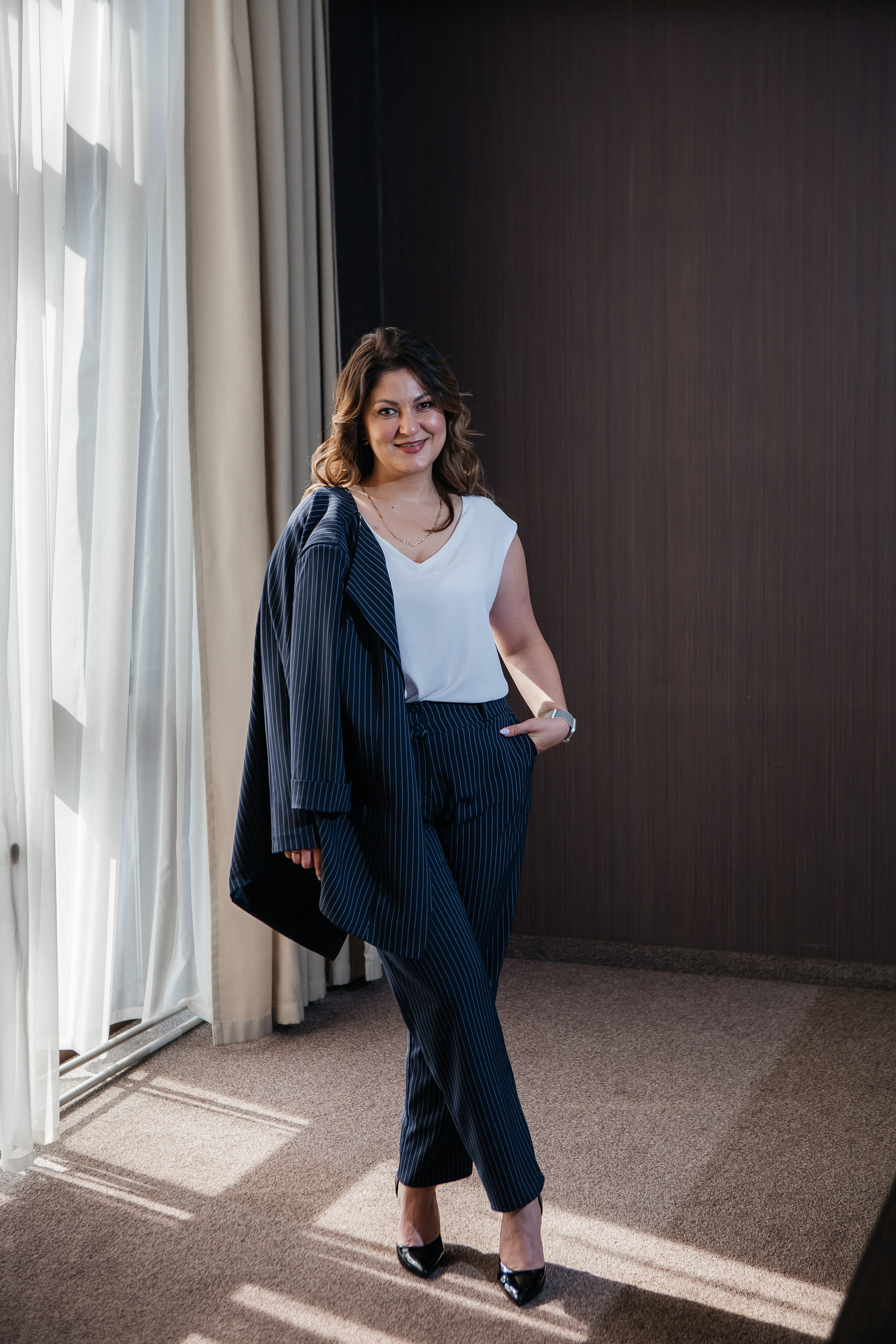 Контент-съёмка для финансового советника Любовь Черёмина. Контент-фотограф в Абакане Наталья Нагибина