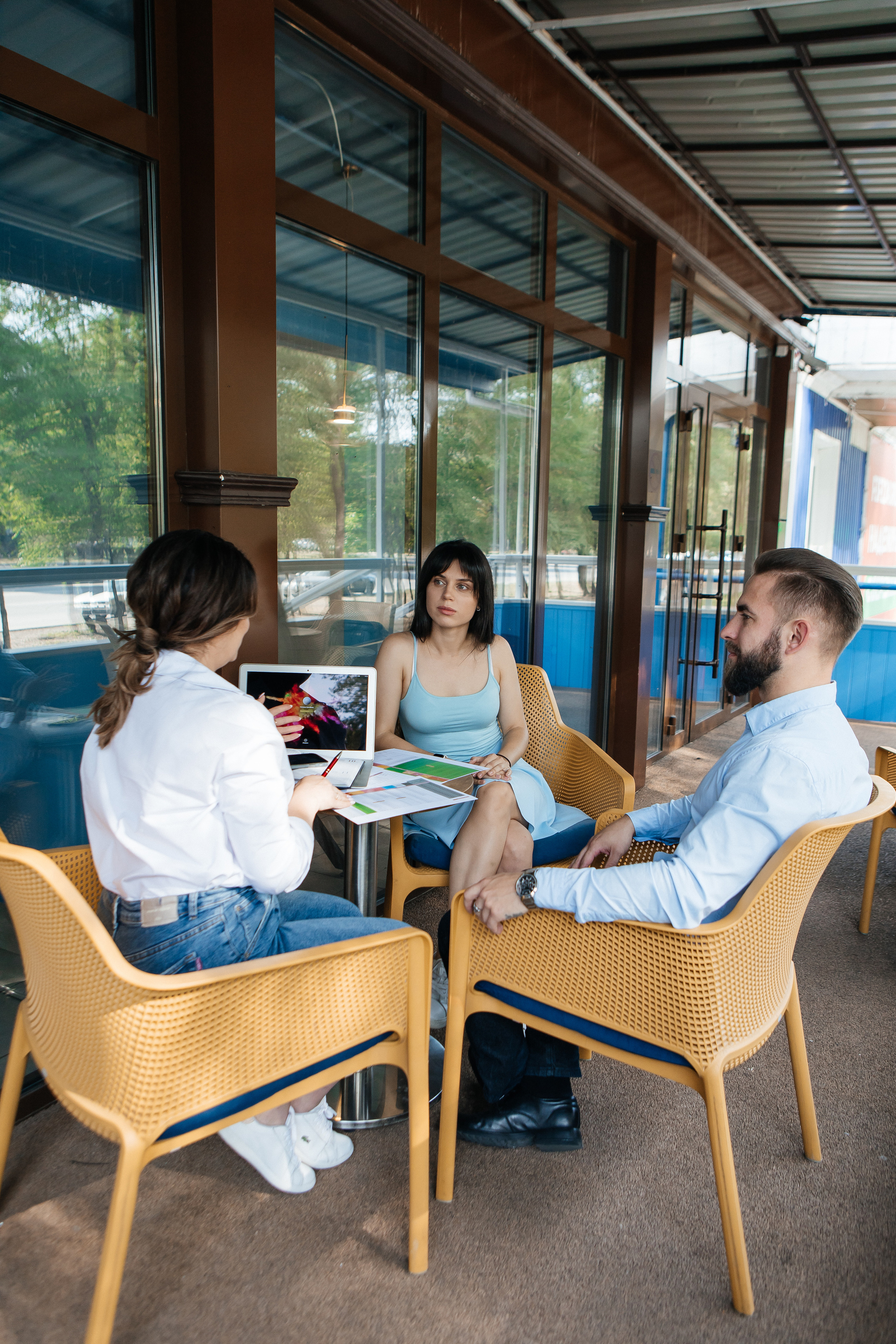Контент-съёмка для финансового советника Любовь Черёмина. Контент-фотограф в Абакане Наталья Нагибина