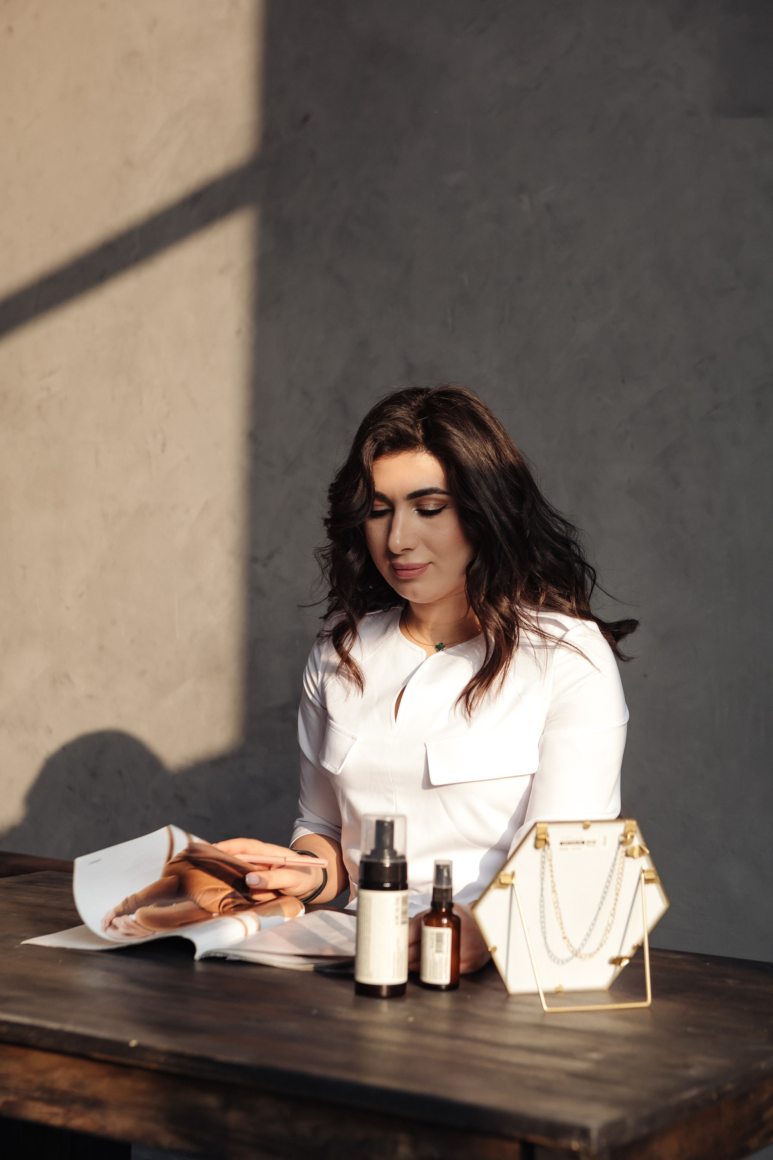 Контент-съёмка для косметолога Кенуль. Контент-фотограф в Абакане Наталья Нагибина