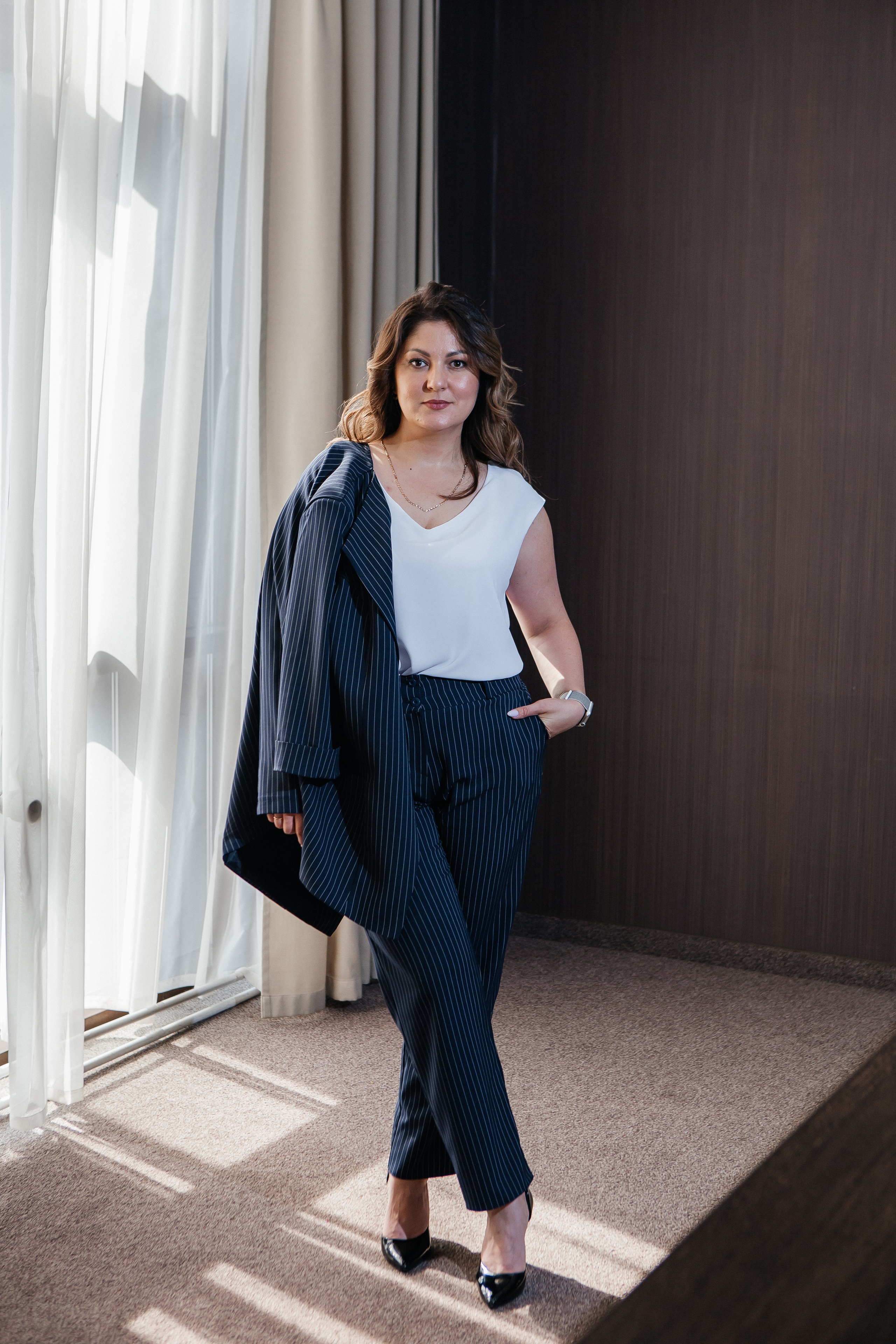 Контент-съёмка для финансового советника Любовь Черёмина. Контент-фотограф в Абакане Наталья Нагибина