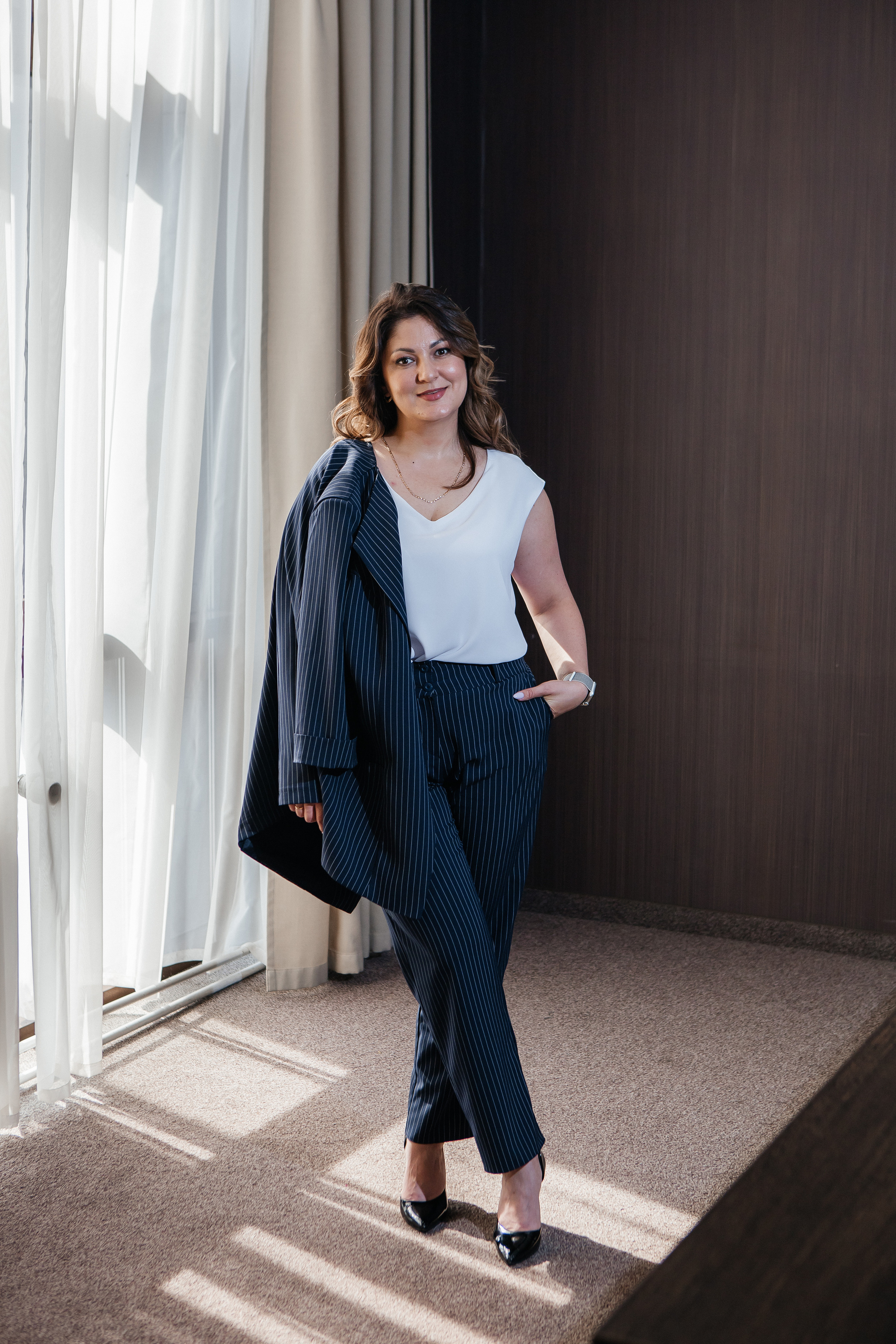 Контент-съёмка для финансового советника Любовь Черёмина. Контент-фотограф в Абакане Наталья Нагибина