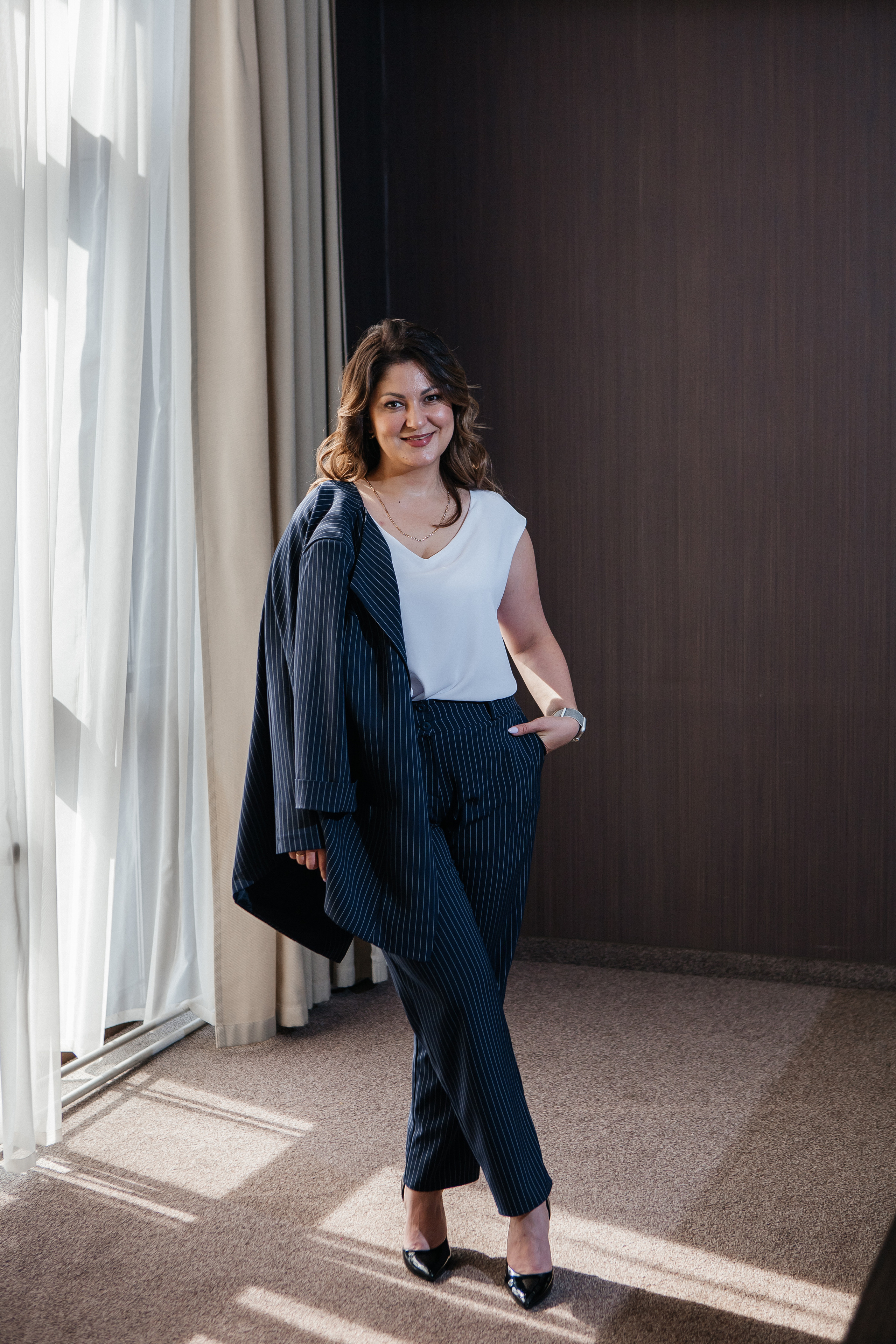 Контент-съёмка для финансового советника Любовь Черёмина. Контент-фотограф в Абакане Наталья Нагибина