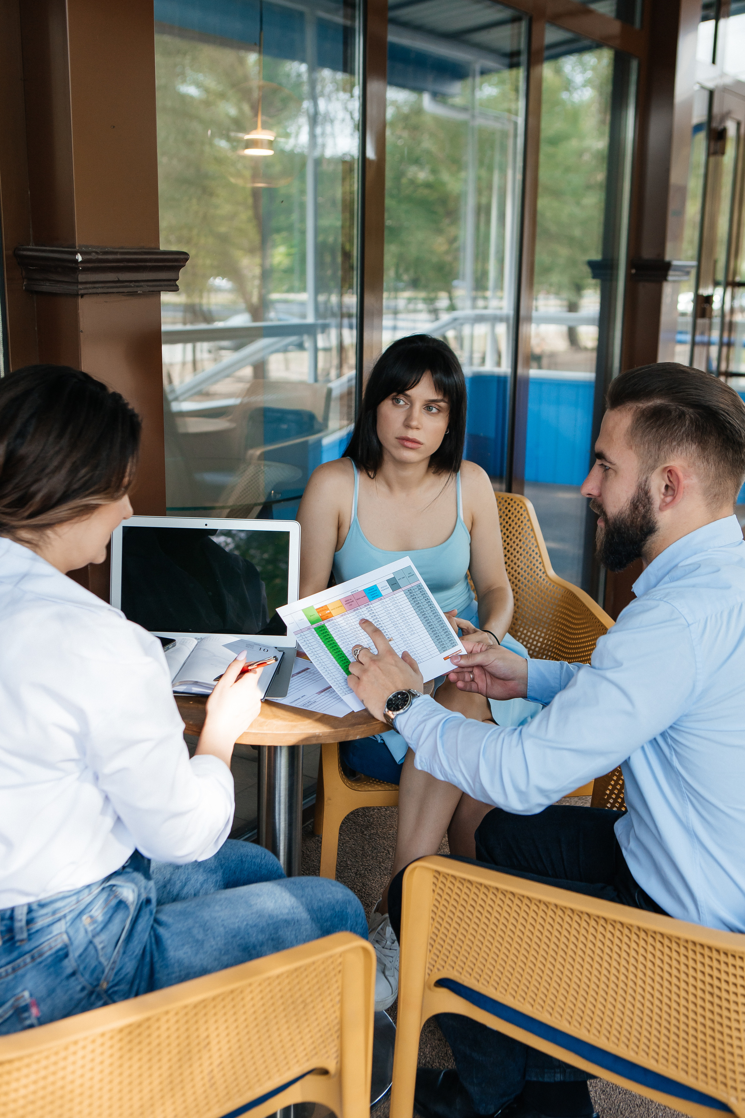 Контент-съёмка для финансового советника Любовь Черёмина. Контент-фотограф в Абакане Наталья Нагибина