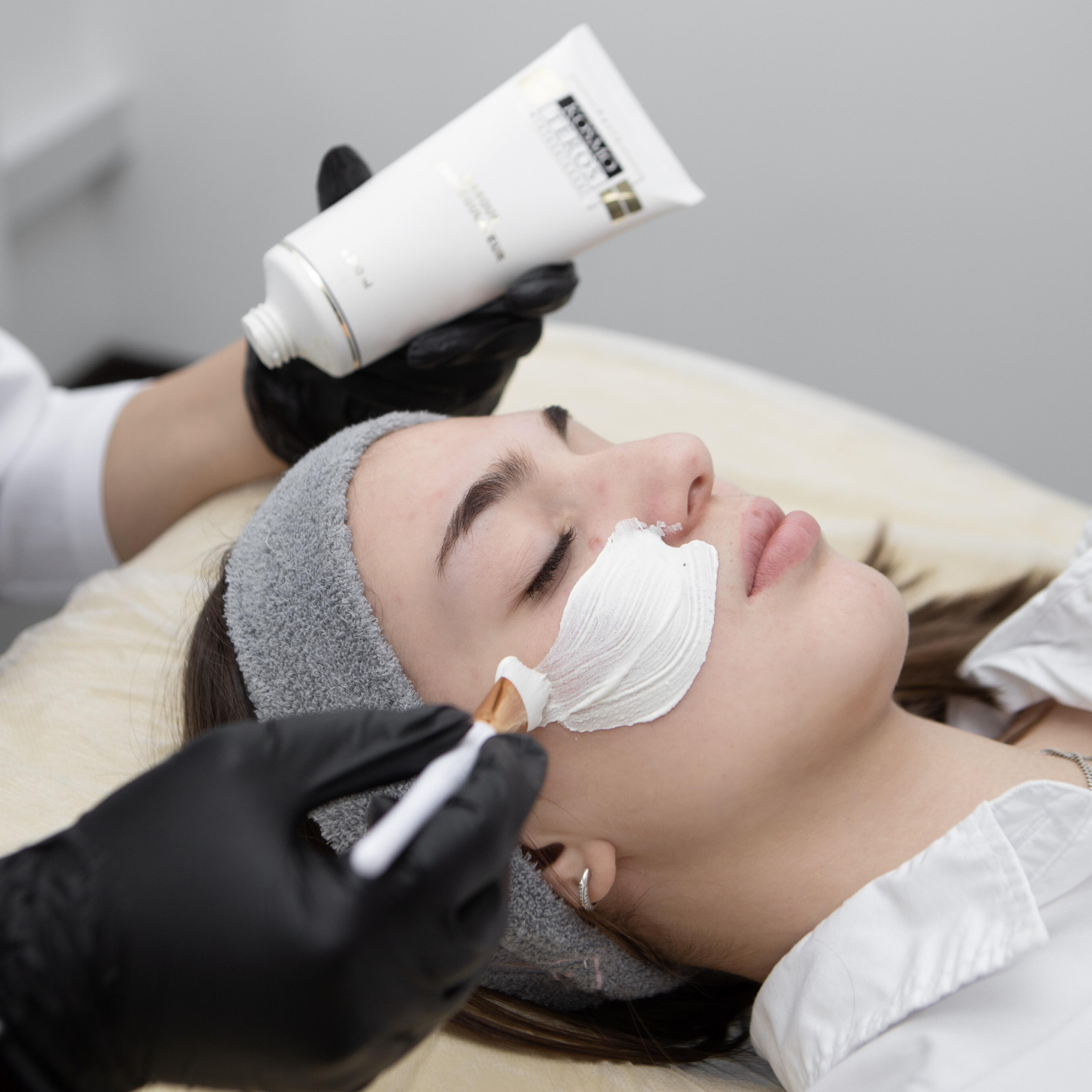 Контент-съёмка для косметолога Кенуль. Контент-фотограф в Абакане Наталья Нагибина