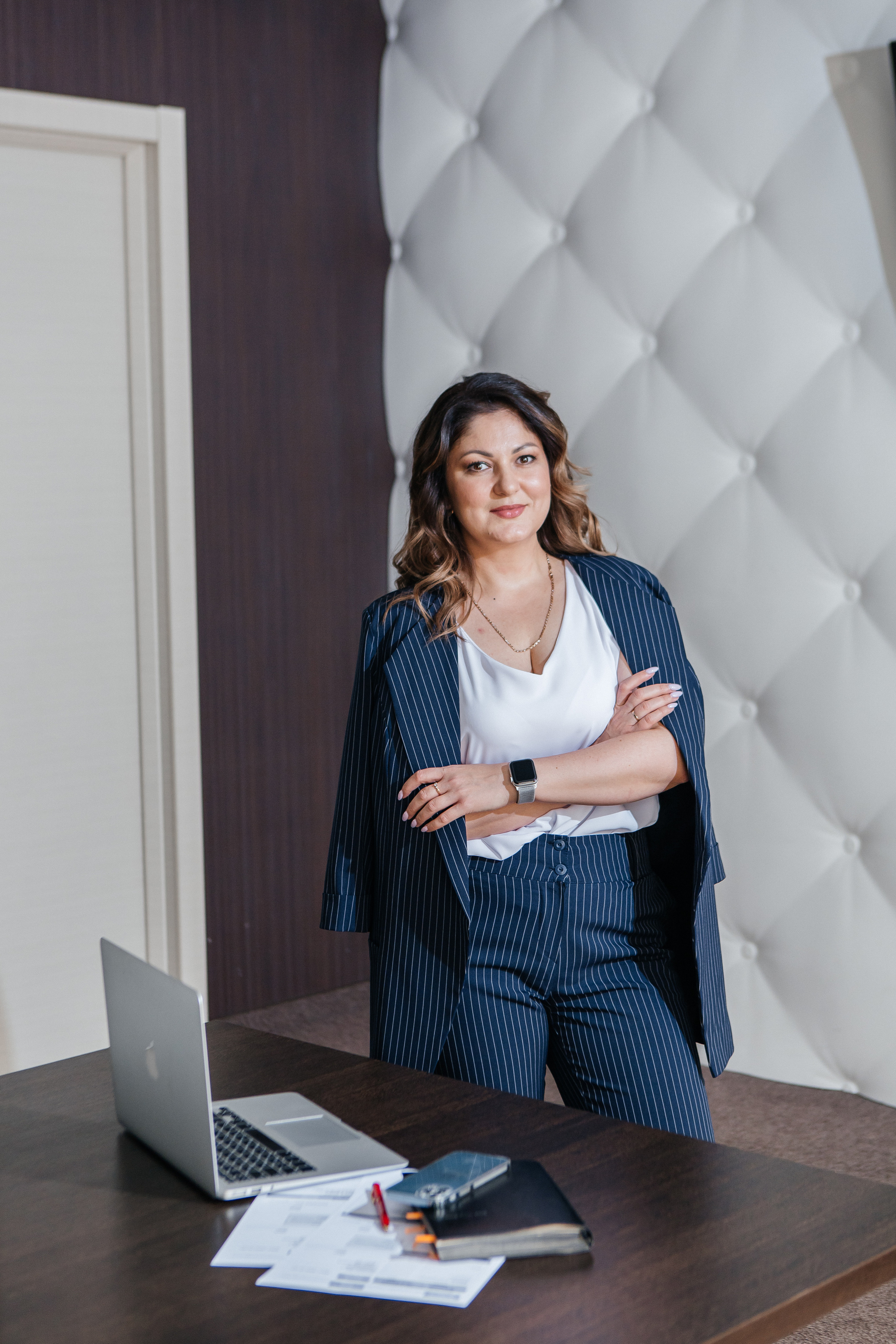 Контент-съёмка для финансового советника Любовь Черёмина. Контент-фотограф в Абакане Наталья Нагибина