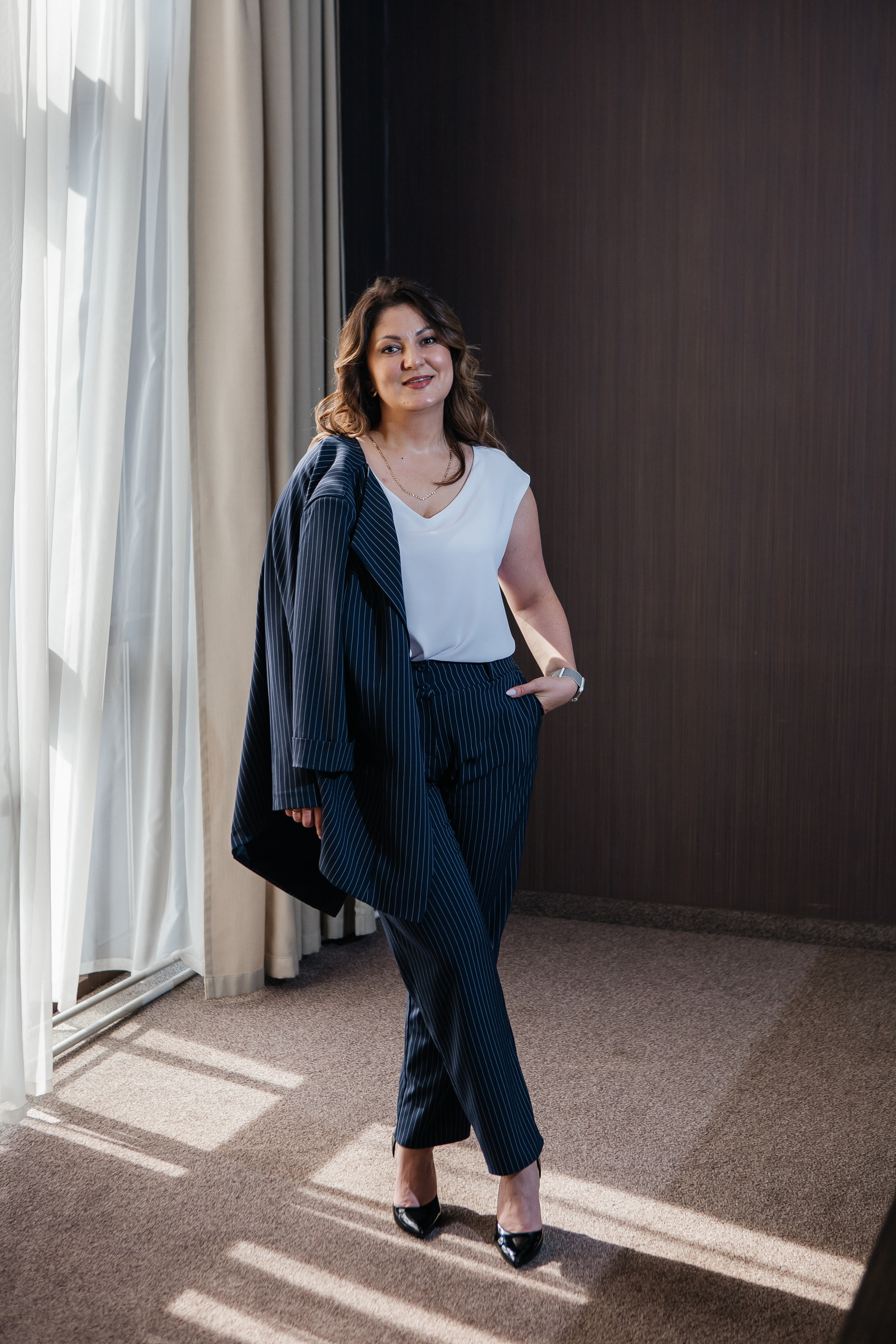 Контент-съёмка для финансового советника Любовь Черёмина. Контент-фотограф в Абакане Наталья Нагибина