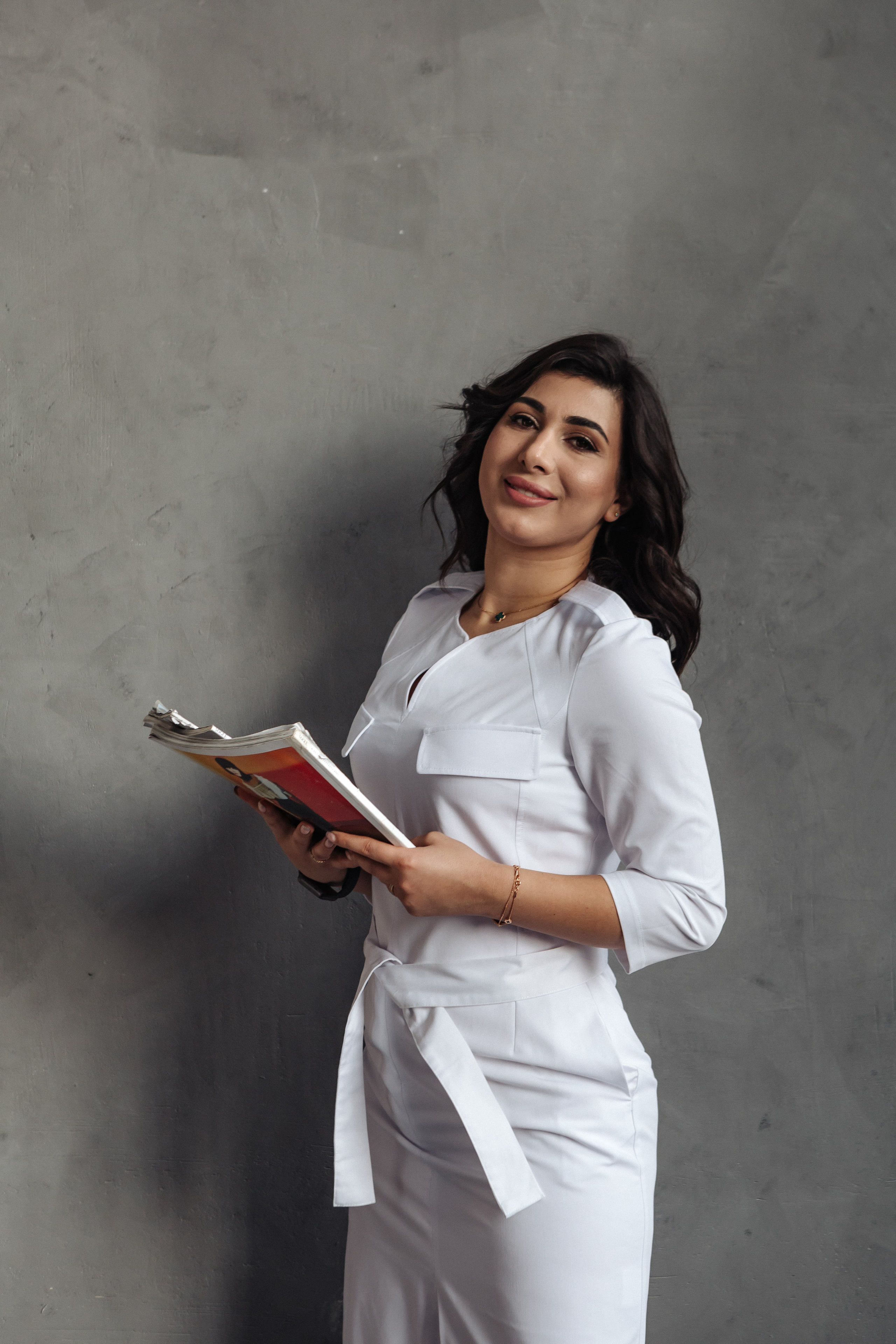 Контент-съёмка для косметолога Кенуль. Контент-фотограф в Абакане Наталья Нагибина