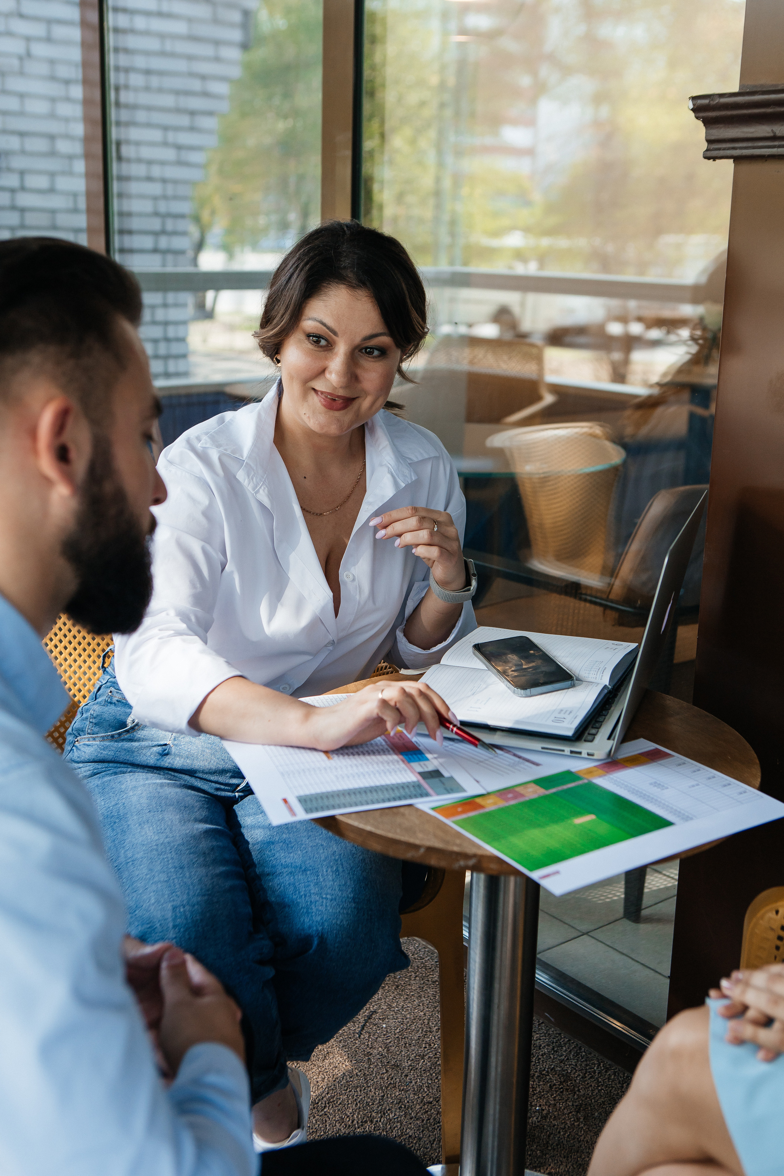 Контент-съёмка для финансового советника Любовь Черёмина. Контент-фотограф в Абакане Наталья Нагибина
