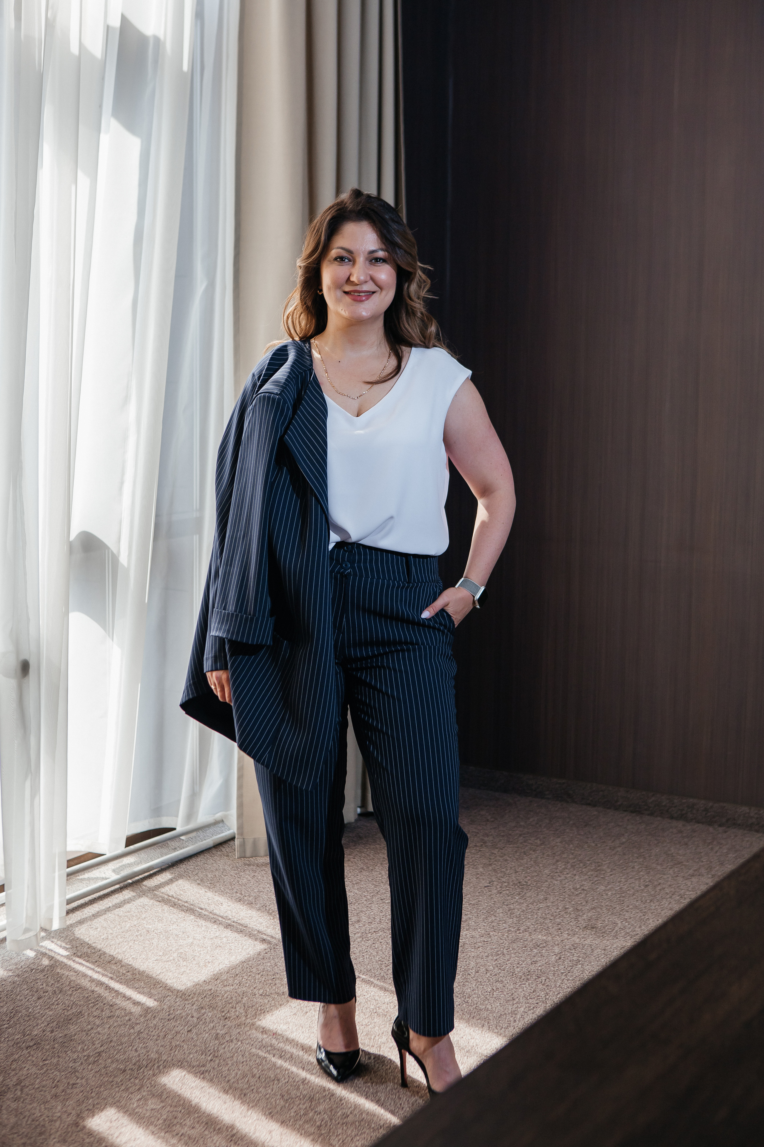 Контент-съёмка для финансового советника Любовь Черёмина. Контент-фотограф в Абакане Наталья Нагибина