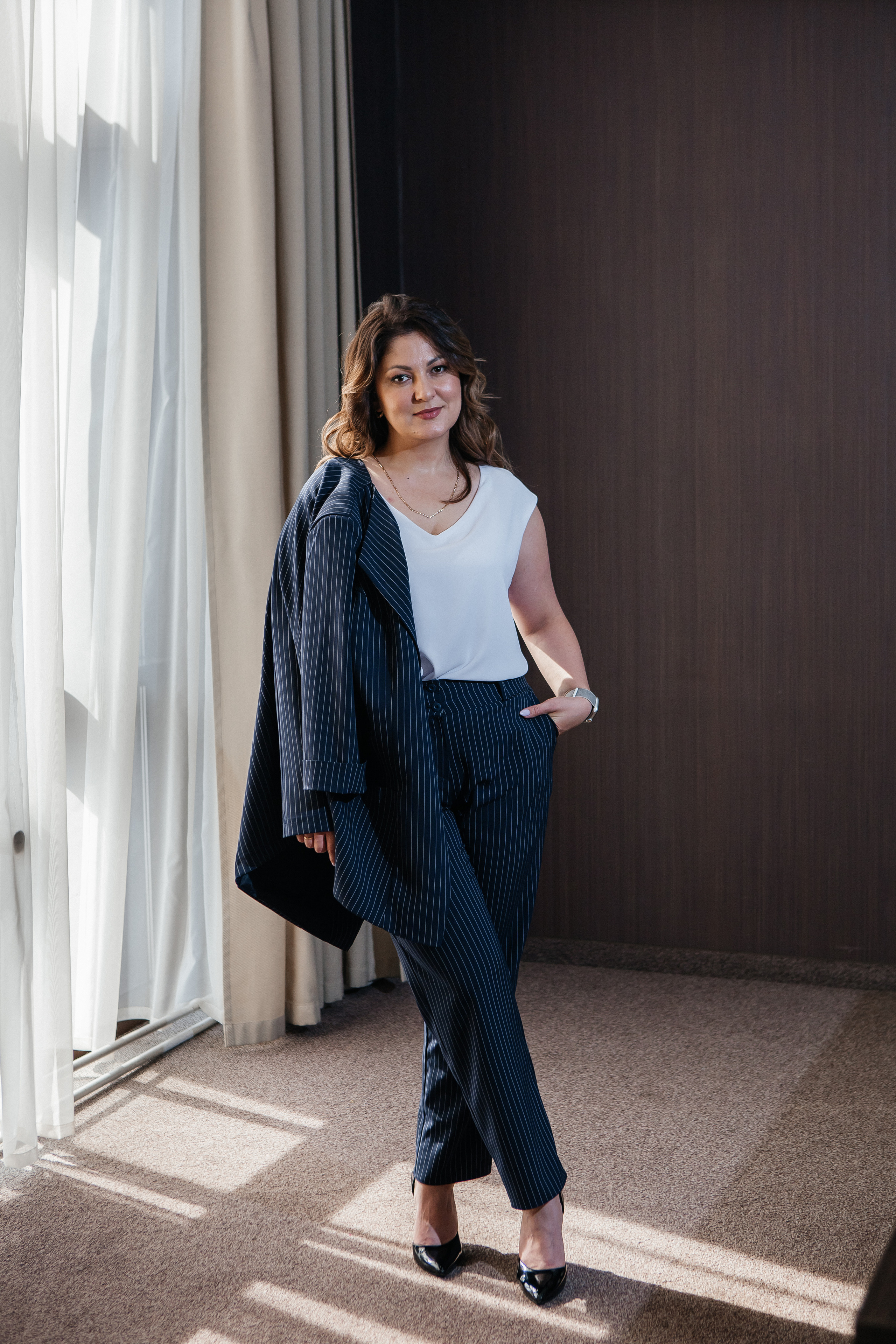 Контент-съёмка для финансового советника Любовь Черёмина. Контент-фотограф в Абакане Наталья Нагибина