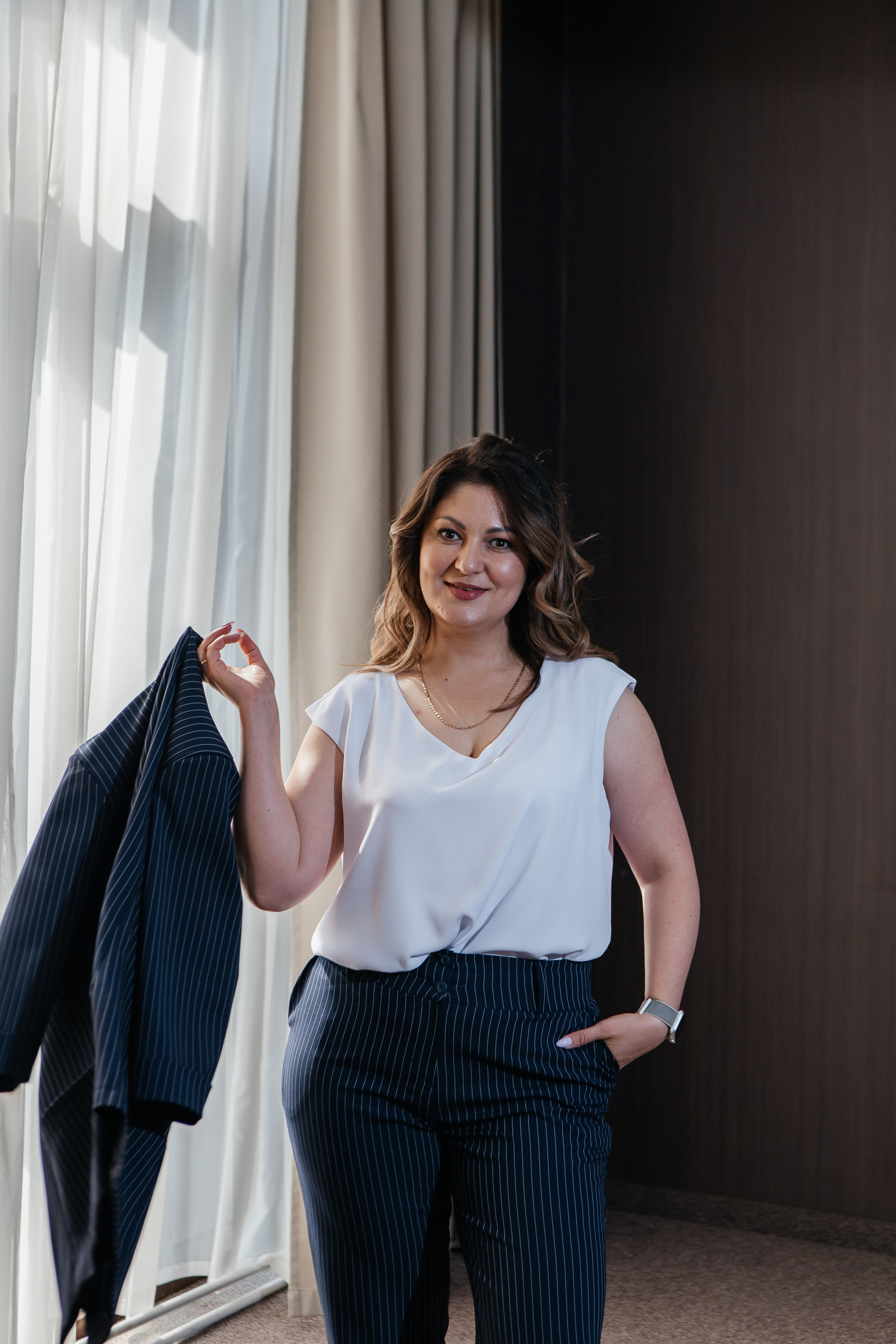 Контент-съёмка для финансового советника Любовь Черёмина. Контент-фотограф в Абакане Наталья Нагибина