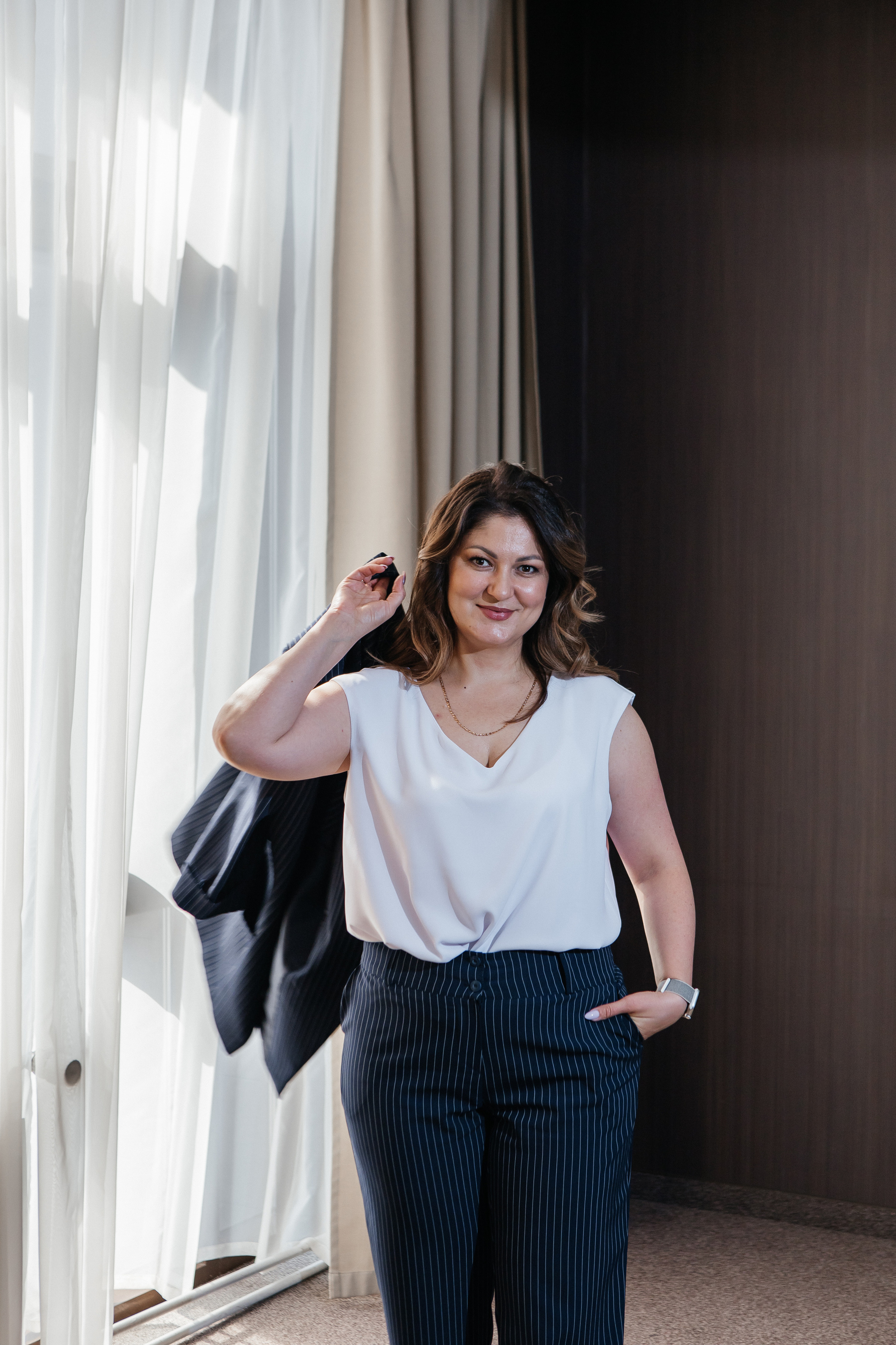 Контент-съёмка для финансового советника Любовь Черёмина. Контент-фотограф в Абакане Наталья Нагибина