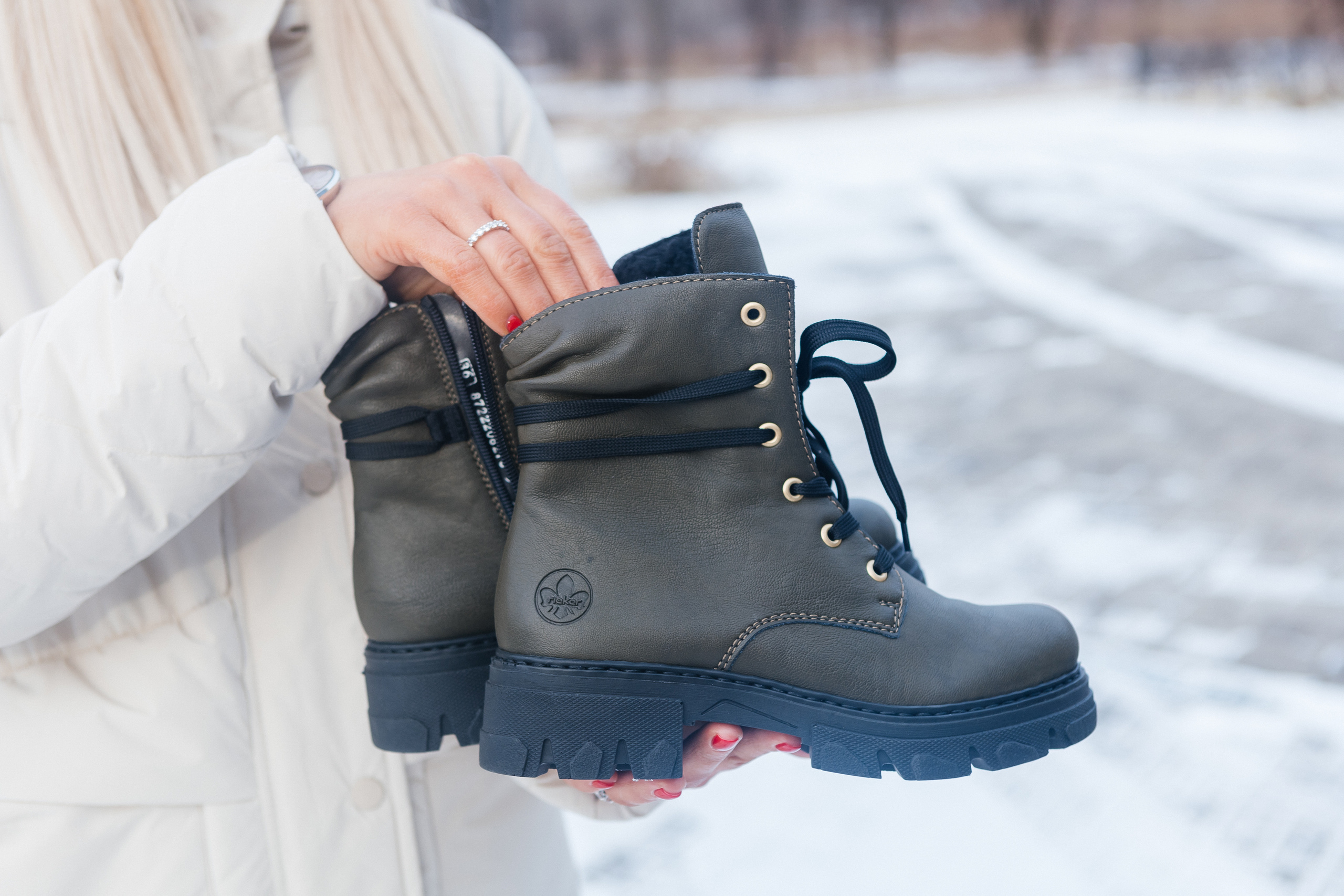 Контент для магазина Rieker&EuroShoes. Контент-фотограф в Абакане Наталья Нагибина