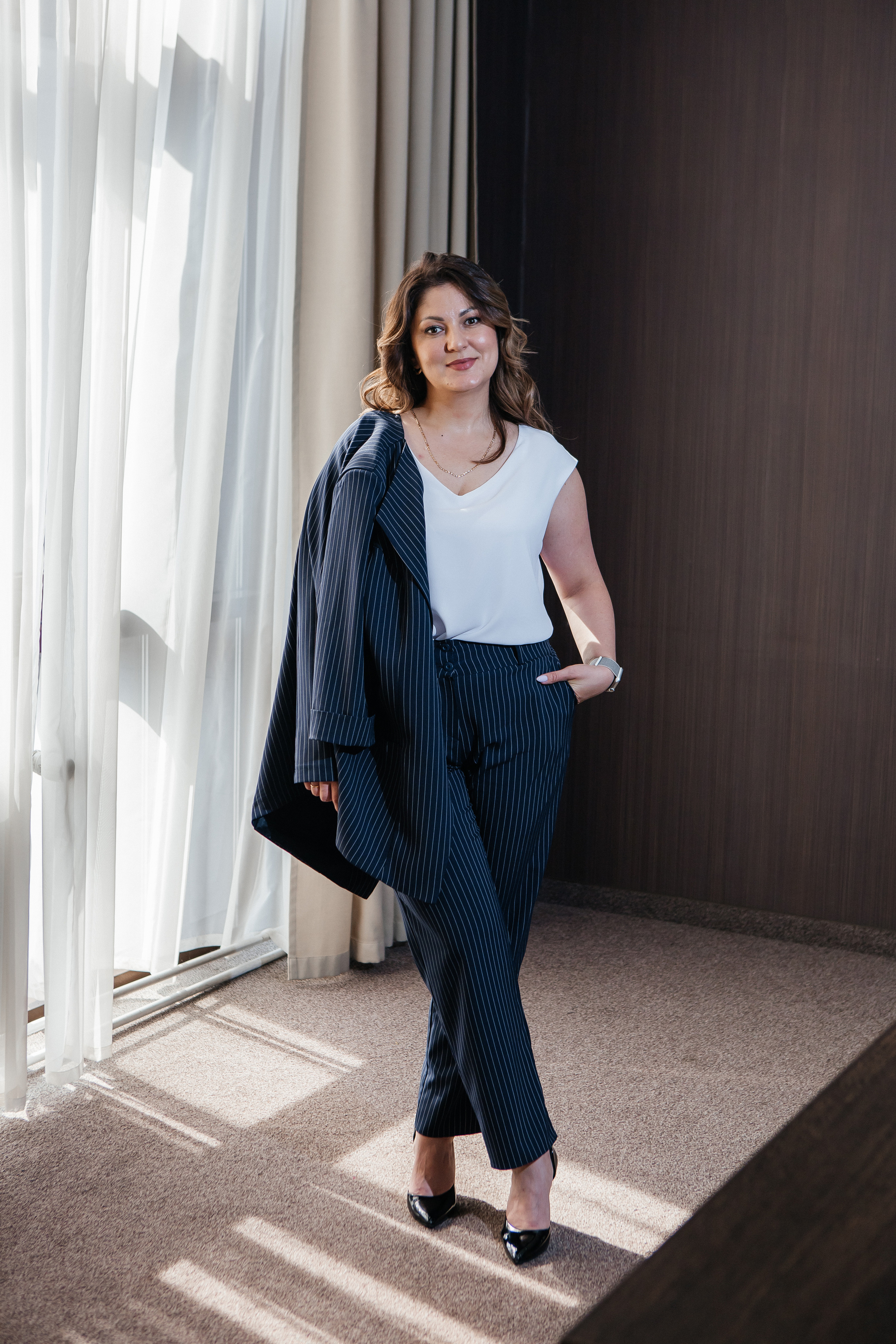 Контент-съёмка для финансового советника Любовь Черёмина. Контент-фотограф в Абакане Наталья Нагибина