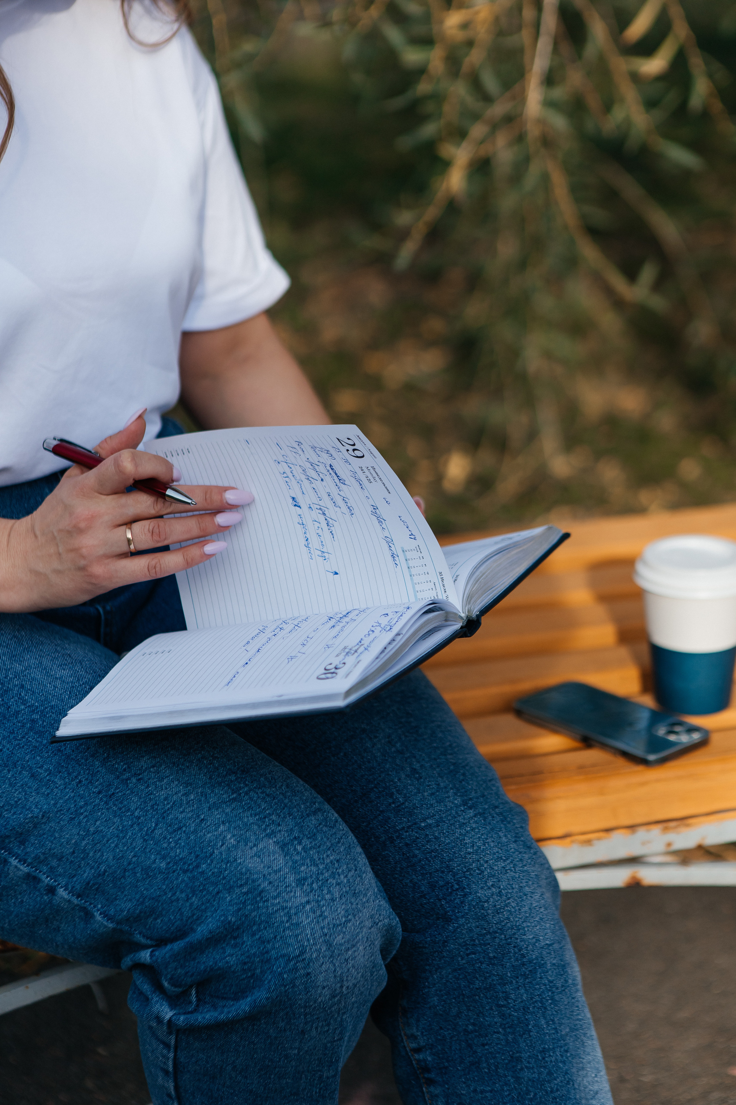 Контент-съёмка для финансового советника Любовь Черёмина. Контент-фотограф в Абакане Наталья Нагибина