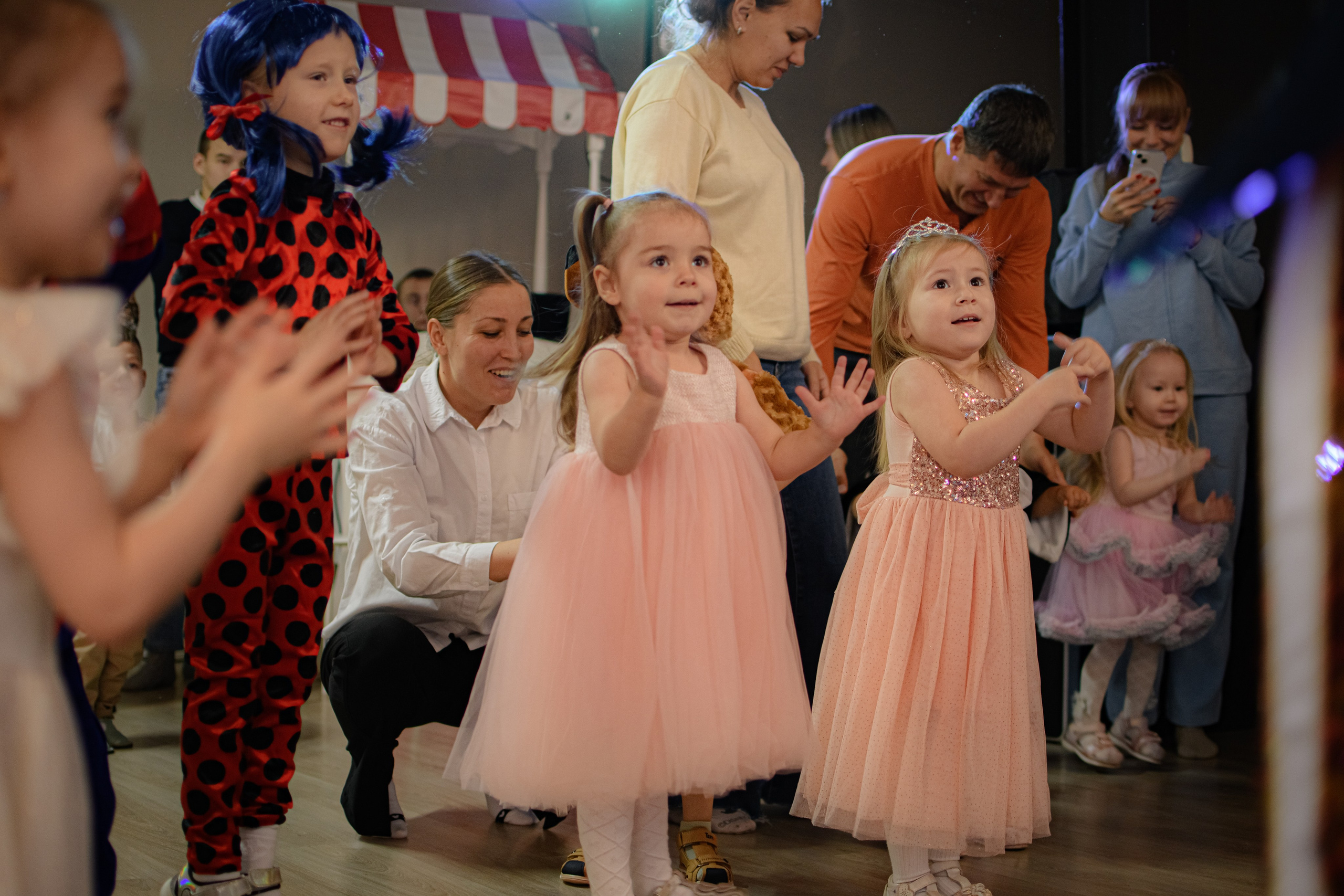 HAPPY NEW YEAR. Photokarish