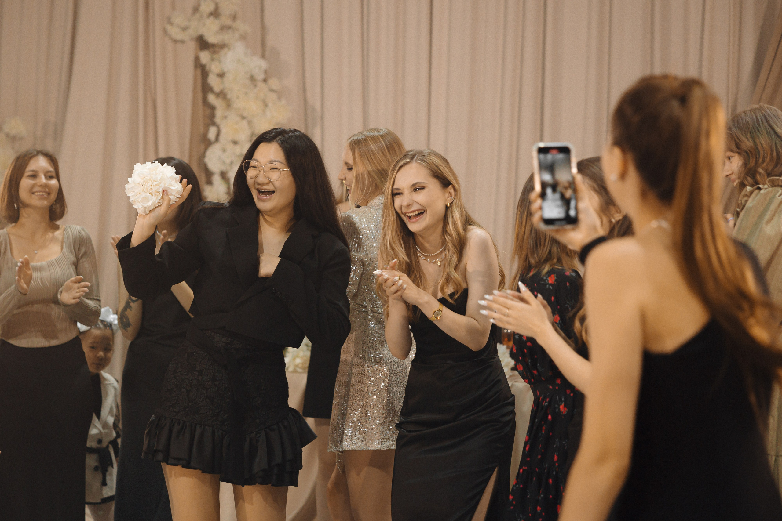 ПАРК СИТИ, MARY WHITE. Свадебный и индивидуальный фотограф в Челябинске Евгения Негодяева