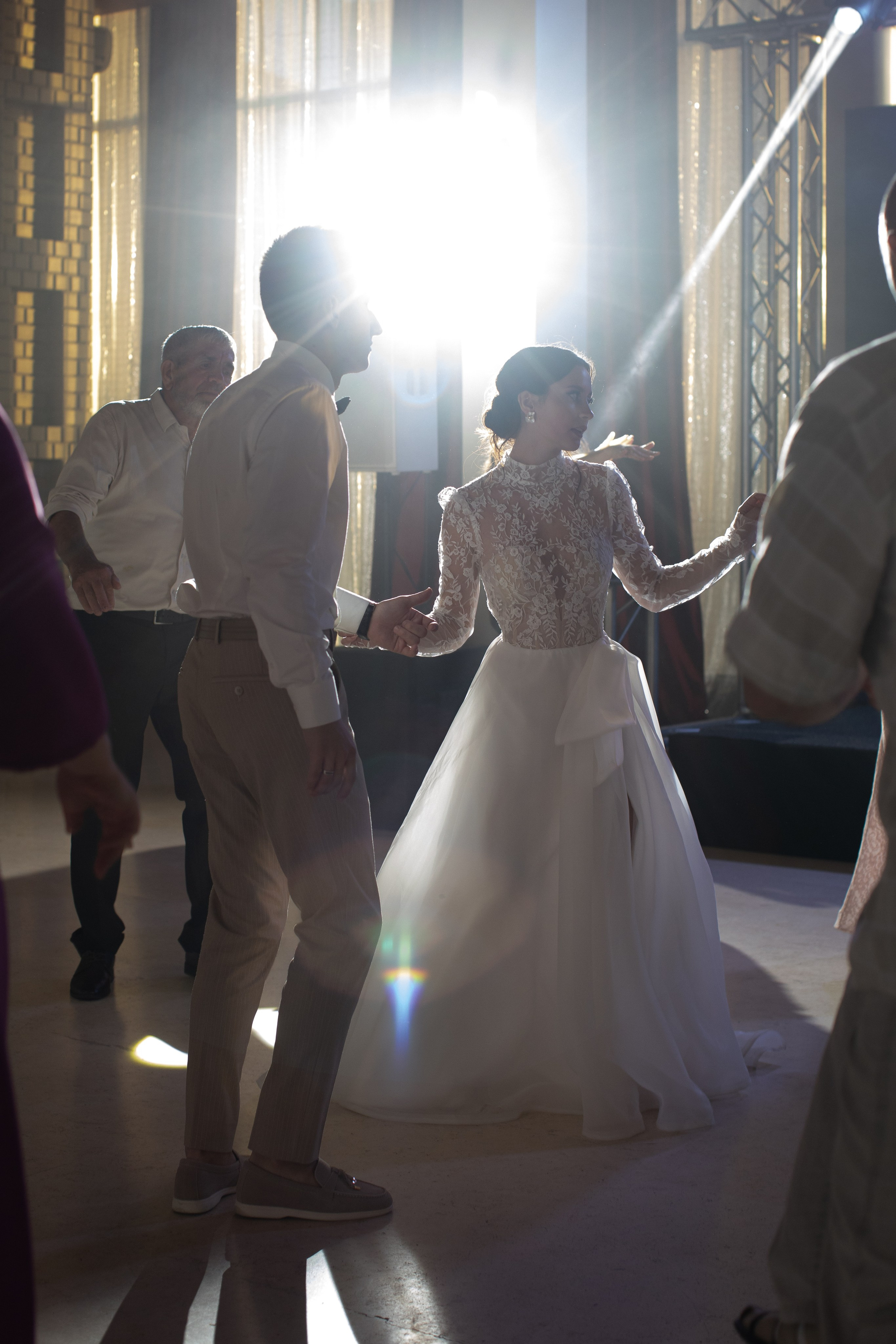 Банкет (Ксения & Никита). Свадебные фотографы в г. Сургут Маркова Наталья и Замахина Елена