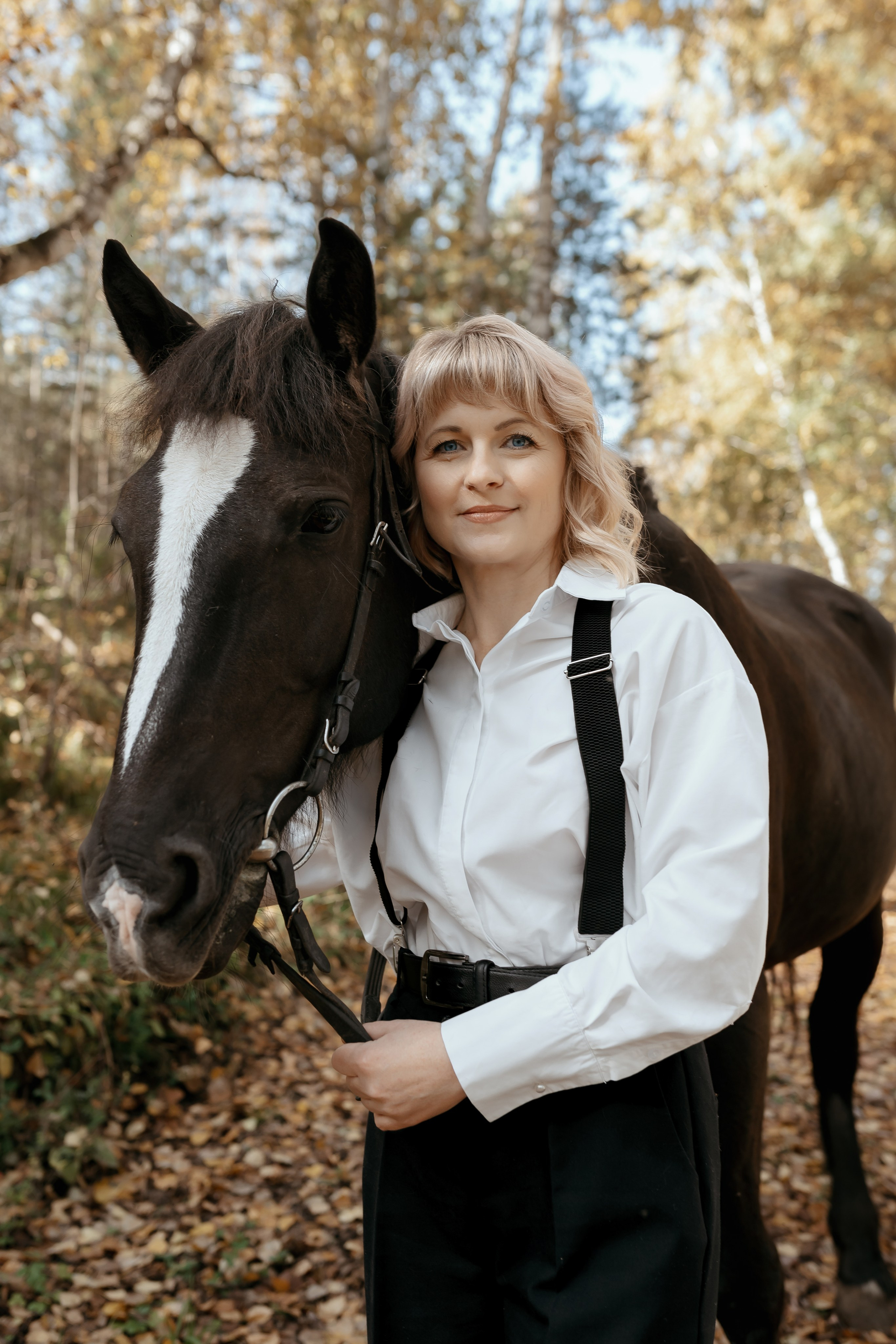 На конном дворе. Фотограф Ким Наталья в Красноярске