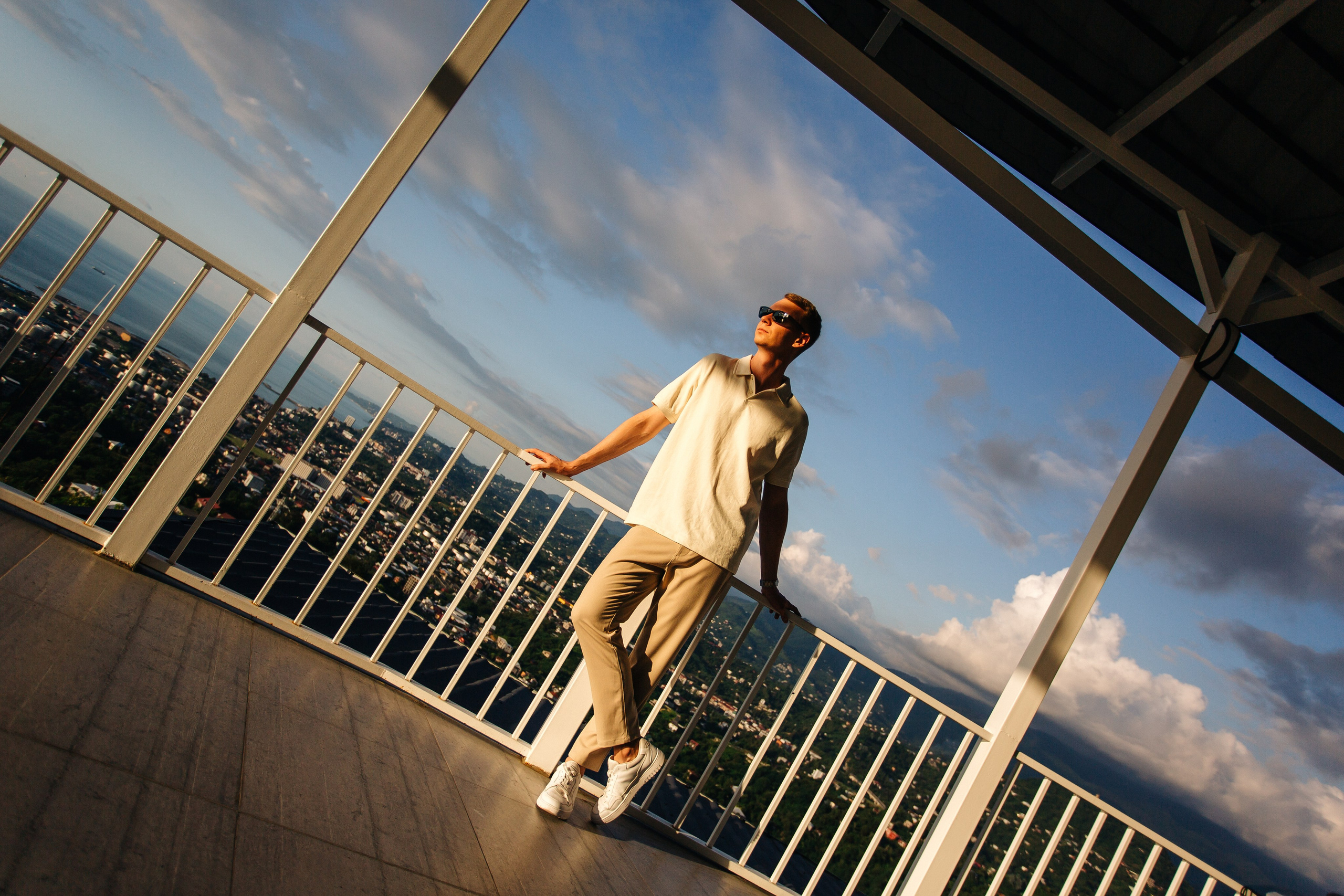 Алексей. Фотосессия в отеле и в горах. Фотограф Батуми | Lera Rawlick