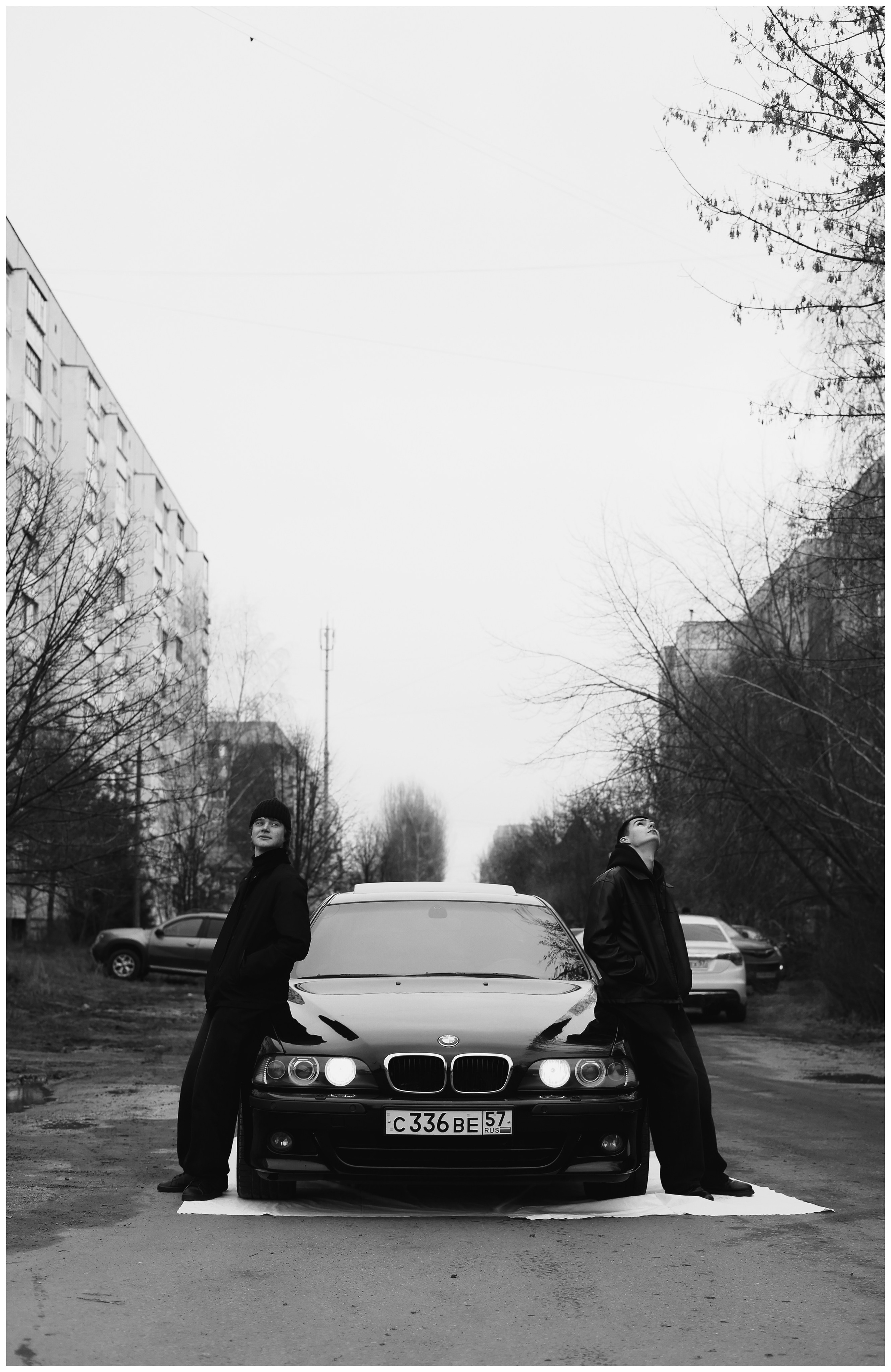 Богдан и Михаил. Портретный фотограф в Орле. Готовые фото за 3 дня! Помощь в позировании. Советы по организации