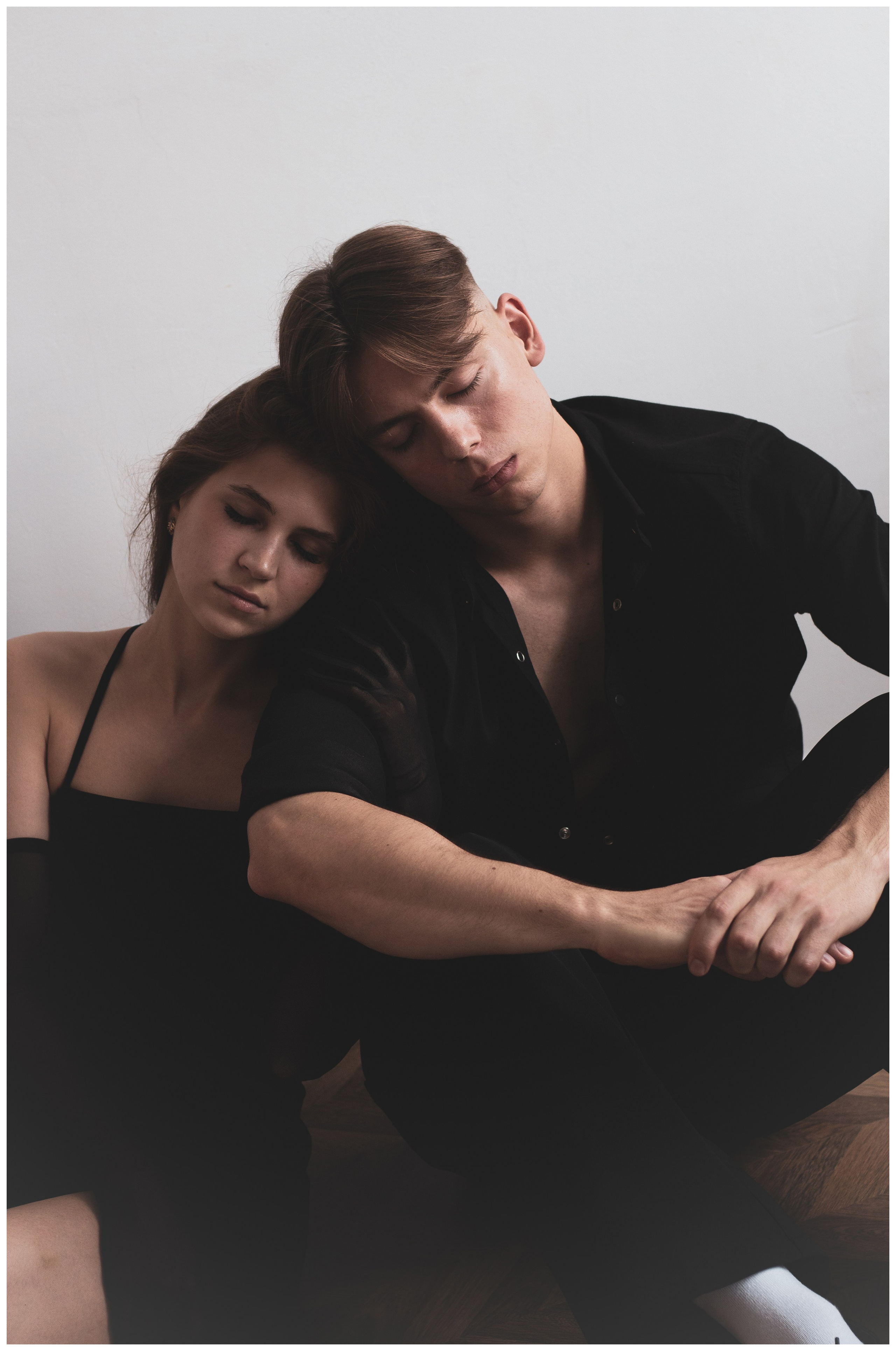 Семен и Анастасия. Портретный фотограф в Орле. Готовые фото за 3 дня! Помощь в позировании. Советы по организации