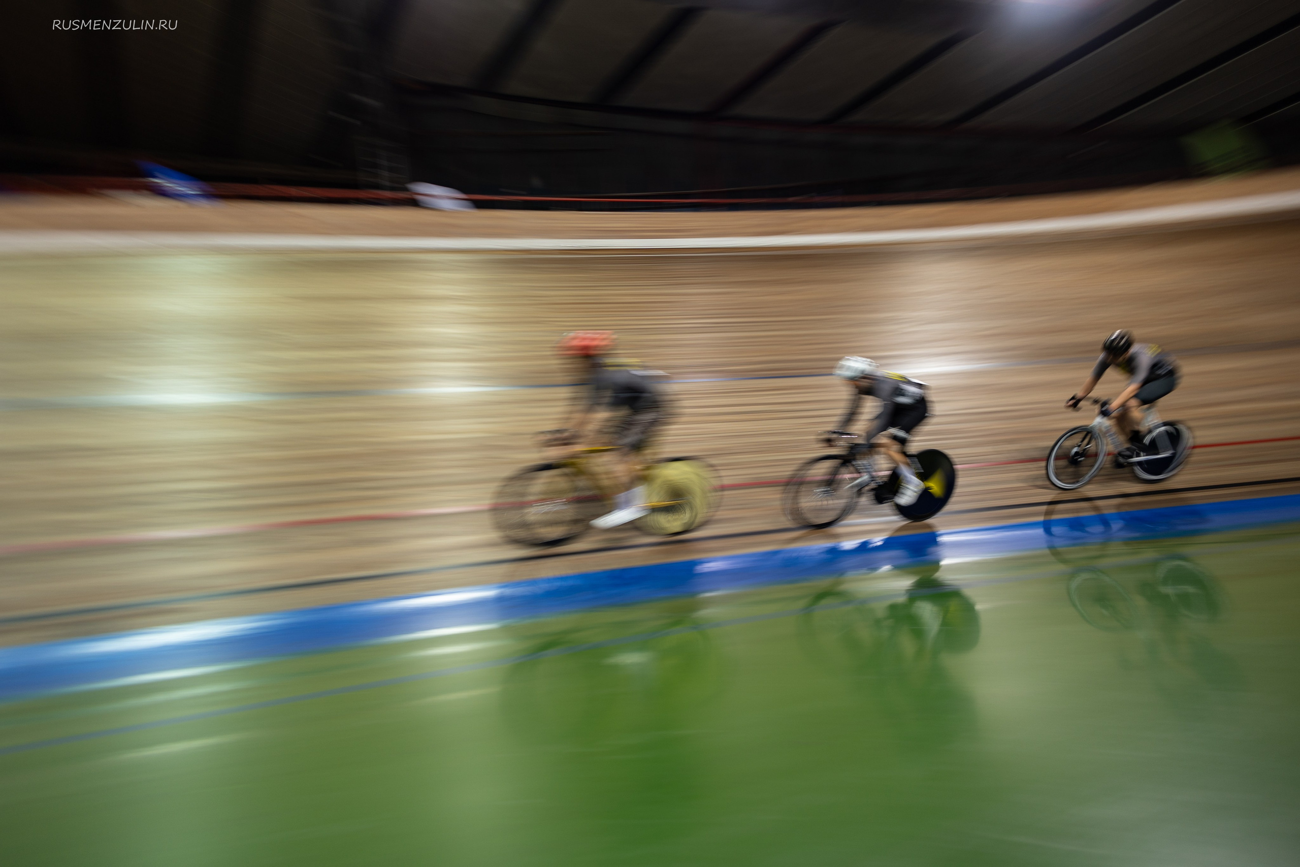 Cyclingrace крылатское декабрь 2025. Лучшие моменты и живые эмоции в моем объективе! Обращайтесь