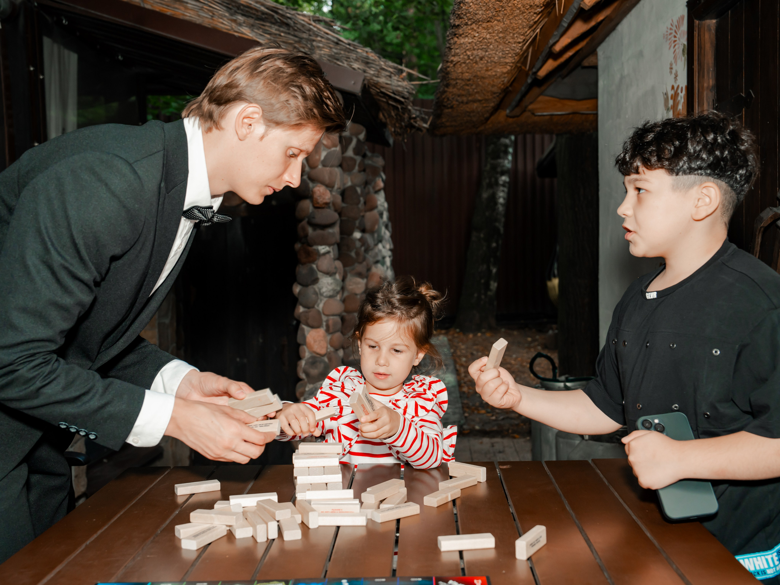 Настольные игры в Мафию. Крамер Юлиана детский и семейный фотограф