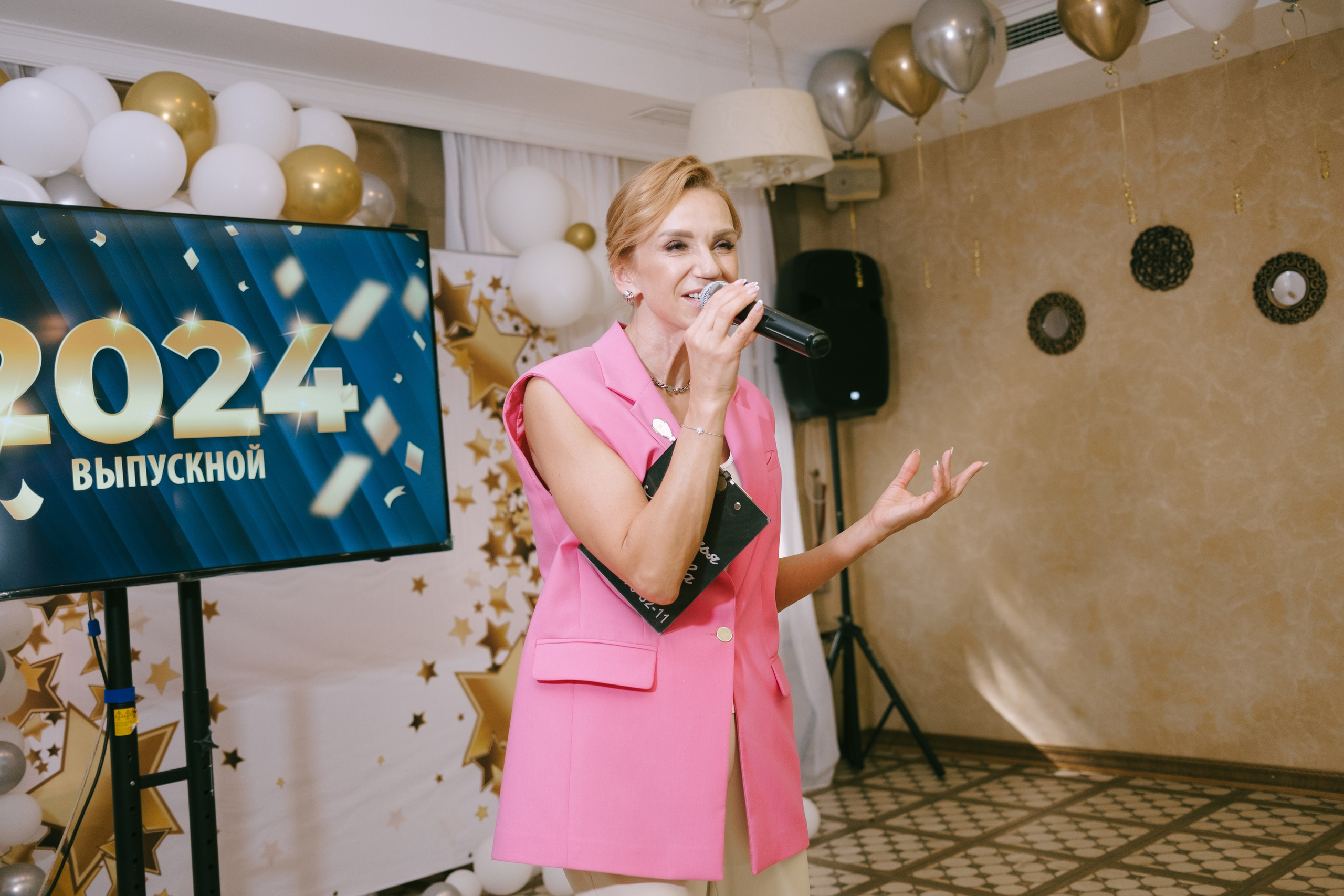 Выпускной школа 33. Свадебный и репортажной фотограф Денис Ожигин в Краснодаре и Краснодарском крае