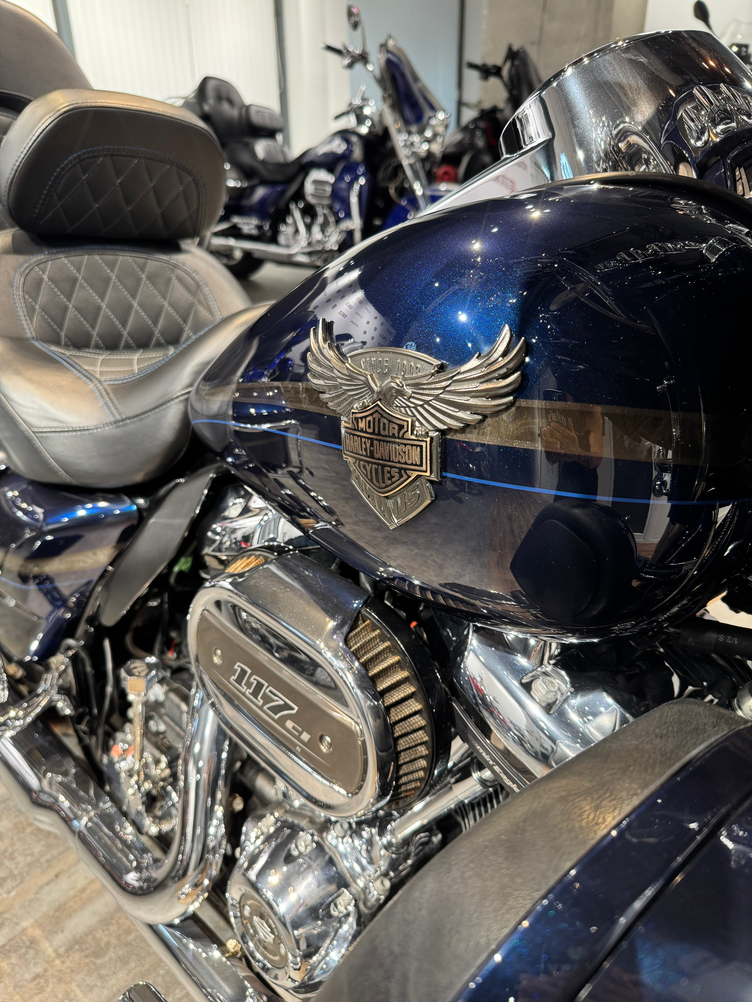 Мотоциклы Harley-Davidson 2018 HD CVO Ultra Limited 115 (Touring)  — купить мотоцикл. Hello Davidson, Москва. Только хорошие мотоциклы…