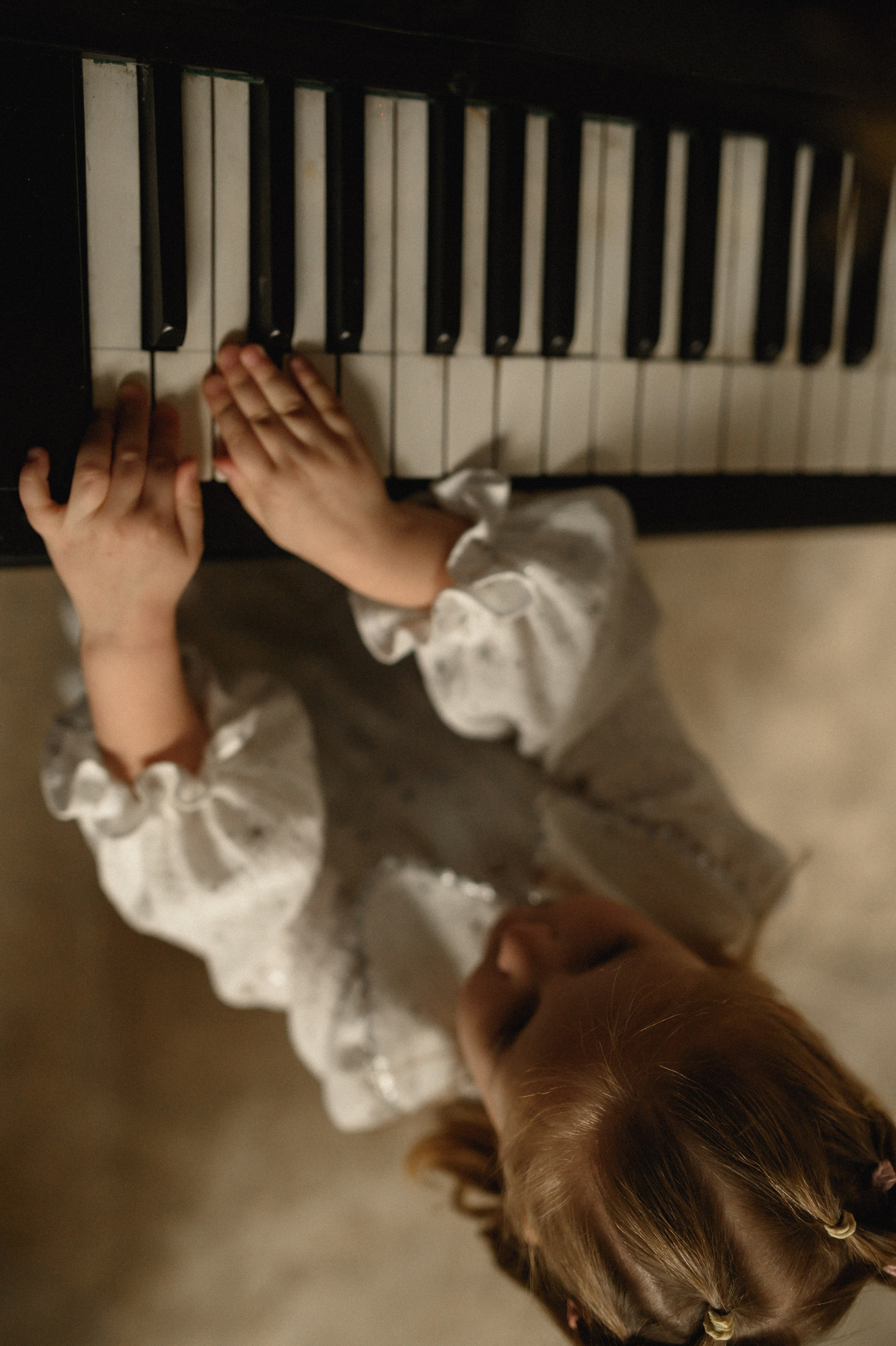 Андрей, Оля и Таисия в студии Пространство. Семейный и свадебный lifestyle-фотограф в Москве Мария Петрова