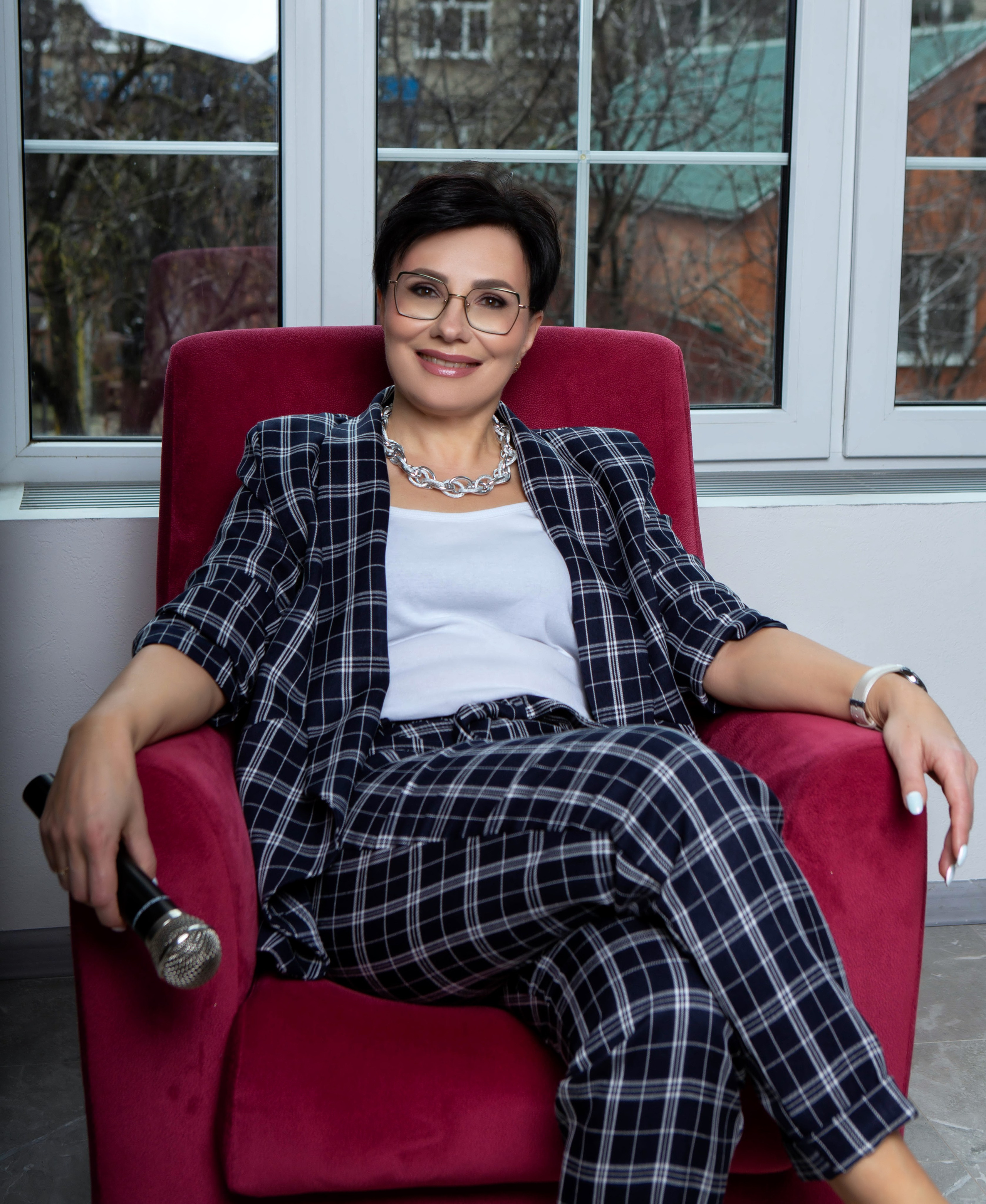 Контент съёмка для ведущей. Главная