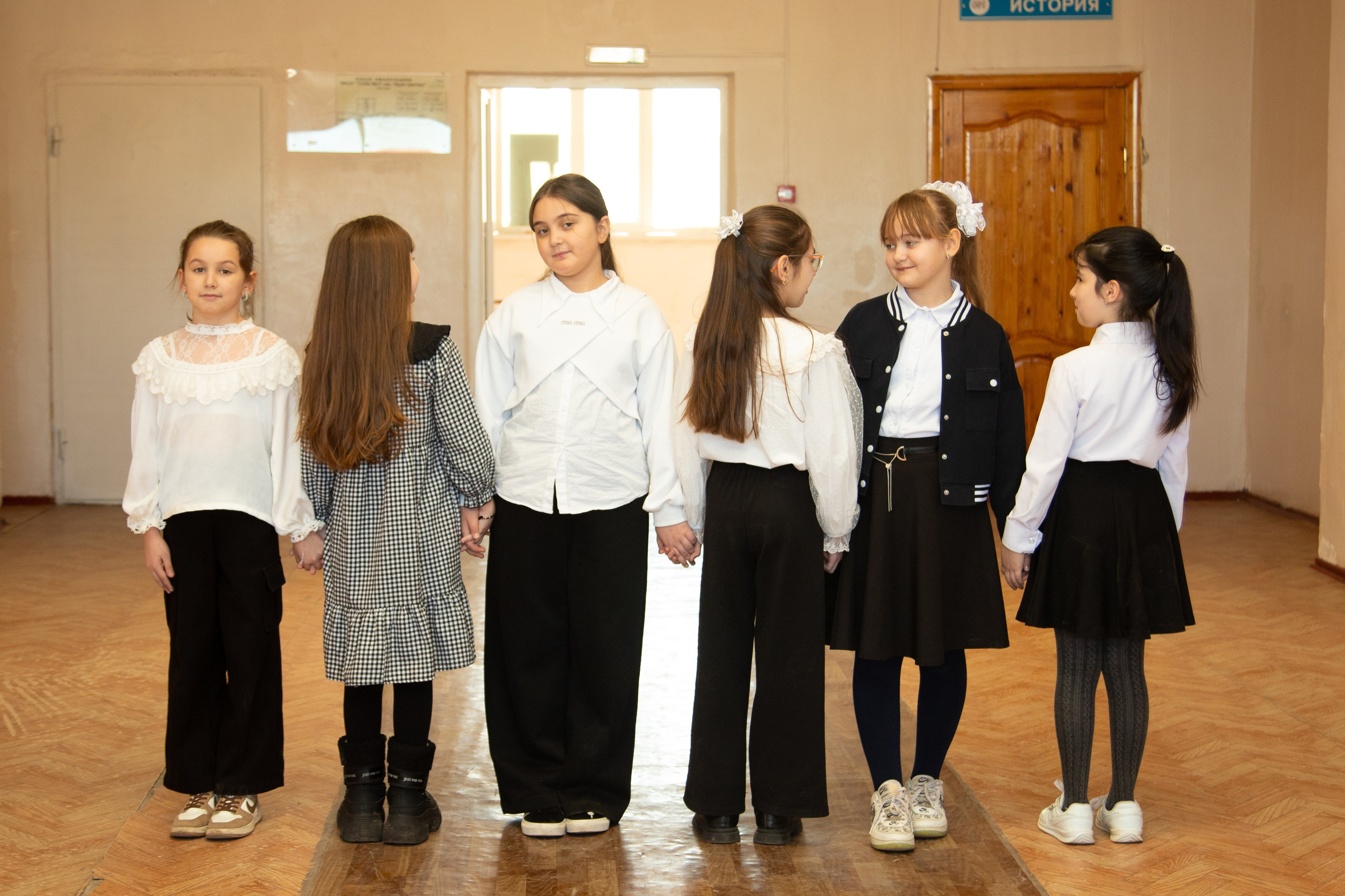 4 класс. Школьный фотограф в г. Нальчик Галимат Абитова