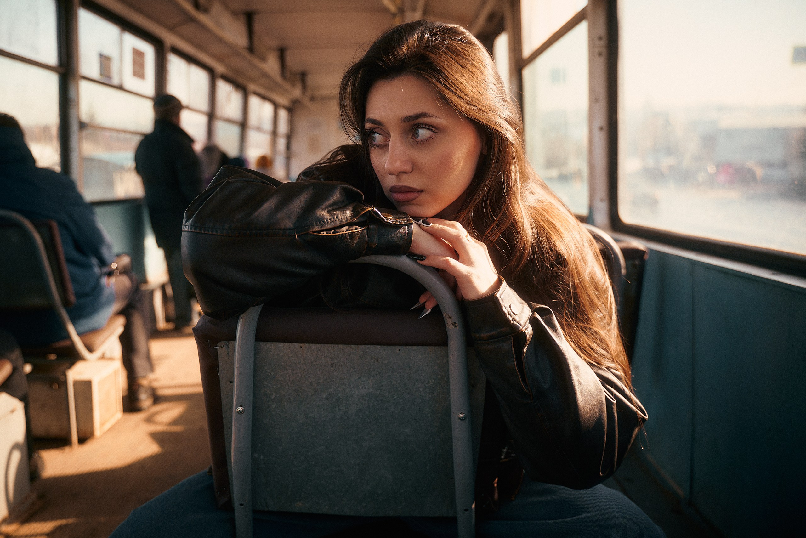 Старый трамвай, куда ты меня везешь?. Портретный фотограф в Саратове Александр Шаров