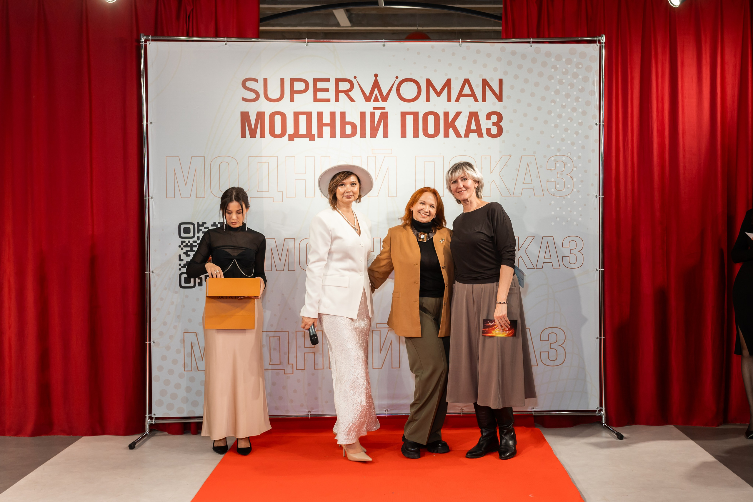 Показ проекта Super woman. Марина Шаймухаметова. Фотограф в Уфе