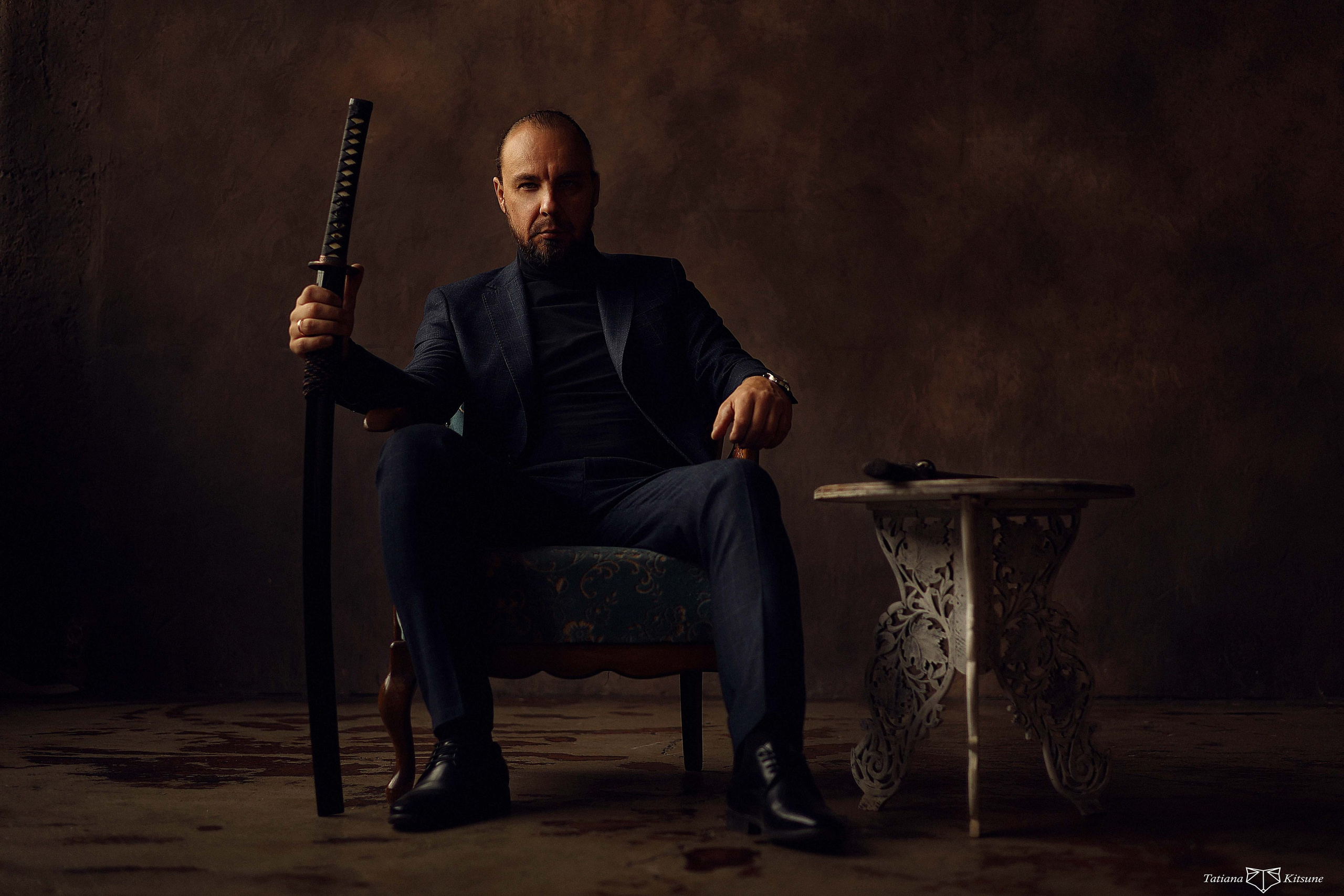 мужская фотосессия , мужской портрет , фотосессия якудзы , фотосессия в стиле якудзы , японский меч 