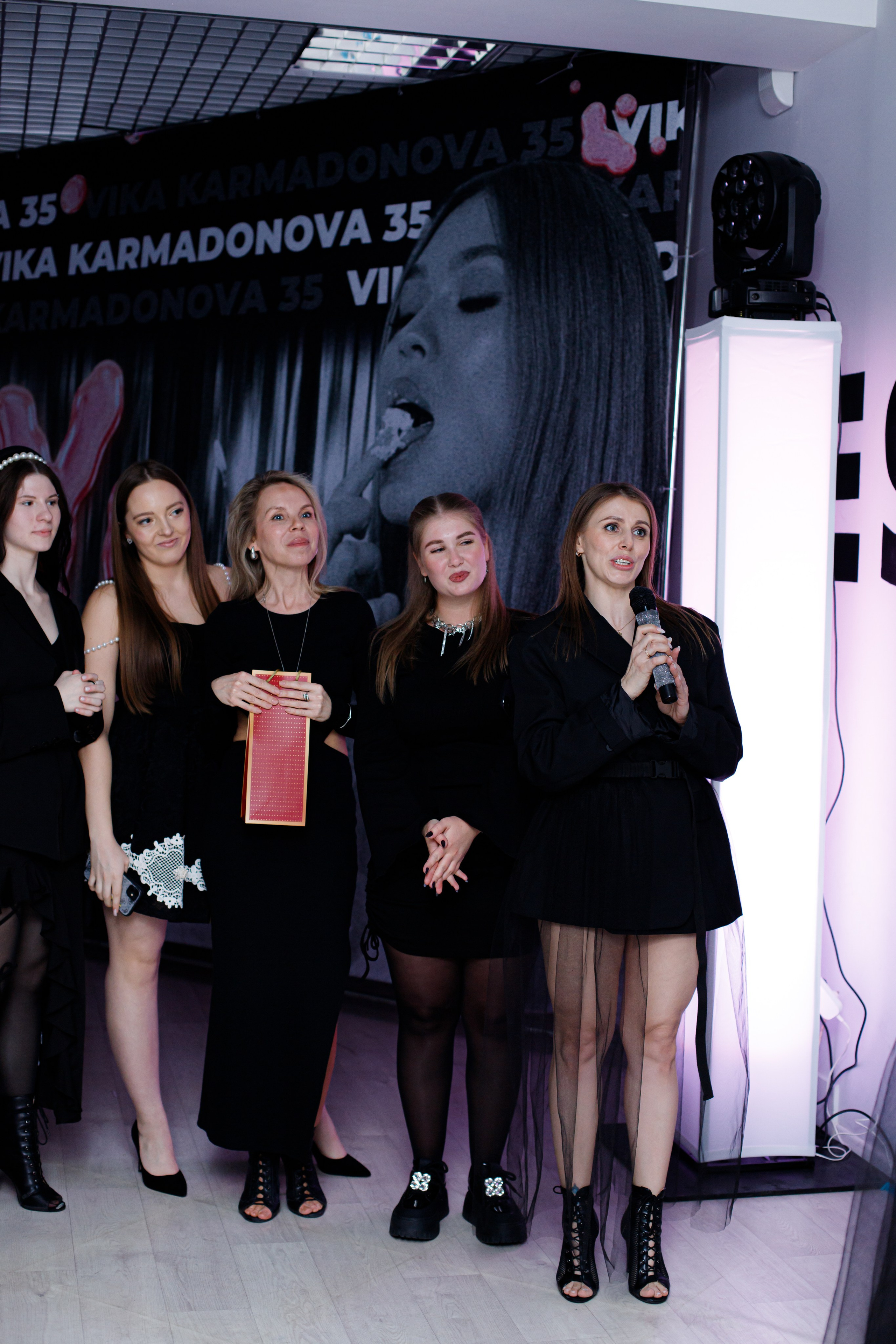 VIKA KARMADONOVA. Photokarish