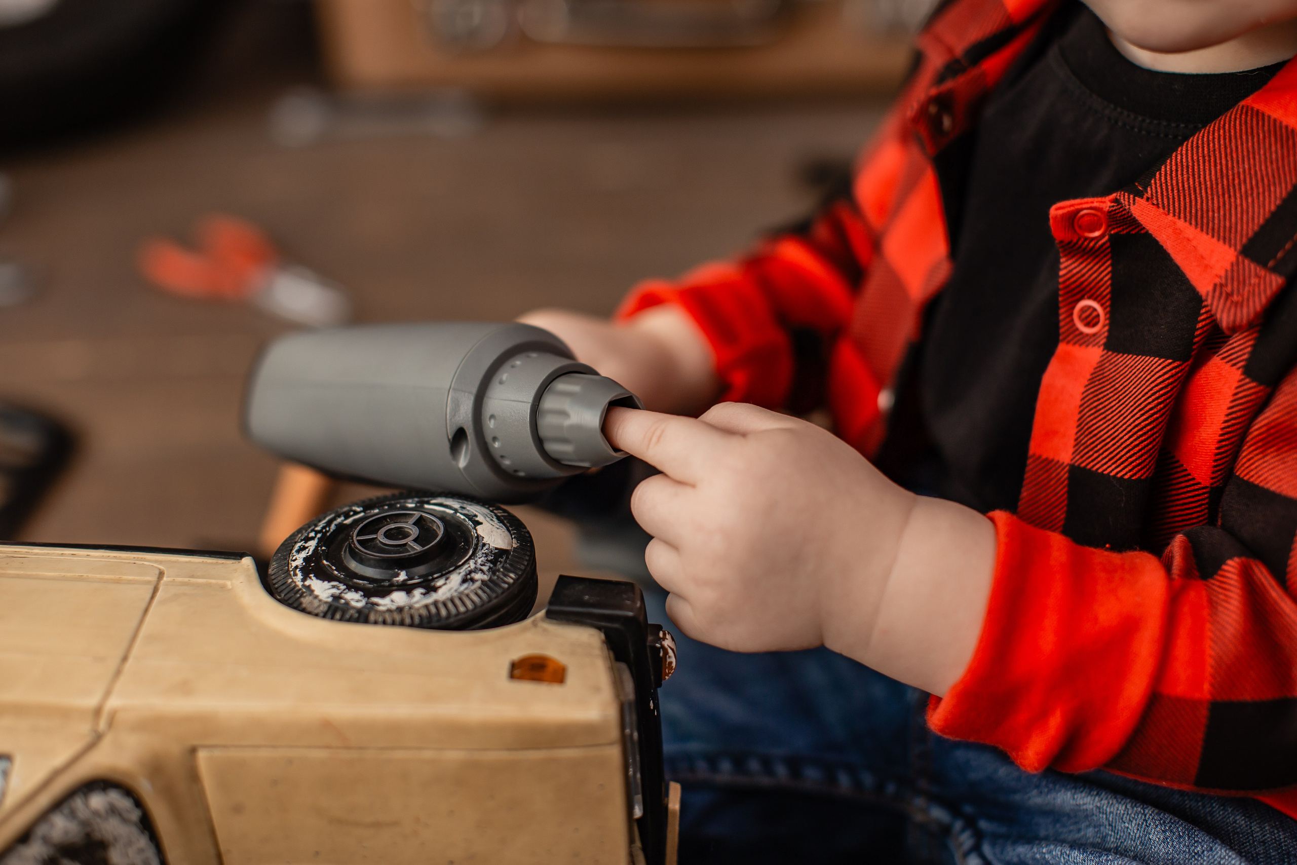 Фотодень " ГАРАЖ «(для 1-4 года) 20.09.26 г запись идёт. Детский семейный фотограф на первый годик город Новосибирск Дымова Светлана пакеты всё включено 1-3 года
