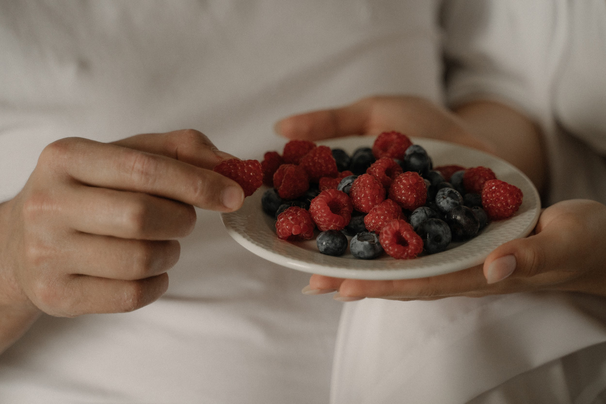 Александр и Алина. Роспись и камерный ужин. Организация и координация свадебных и семейных торжеств
