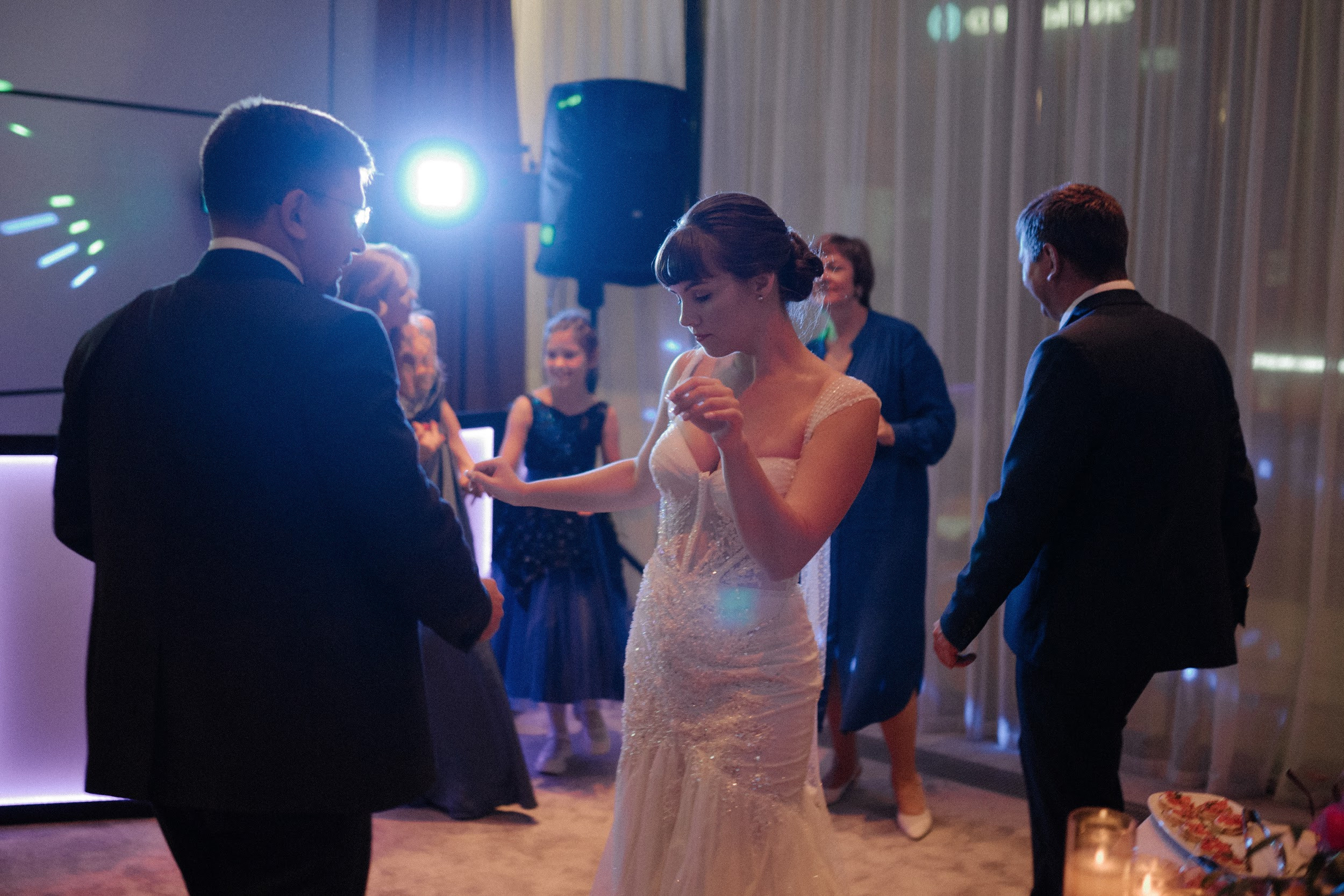 Александр и Алина. Роспись и камерный ужин. Организация и координация свадебных и семейных торжеств