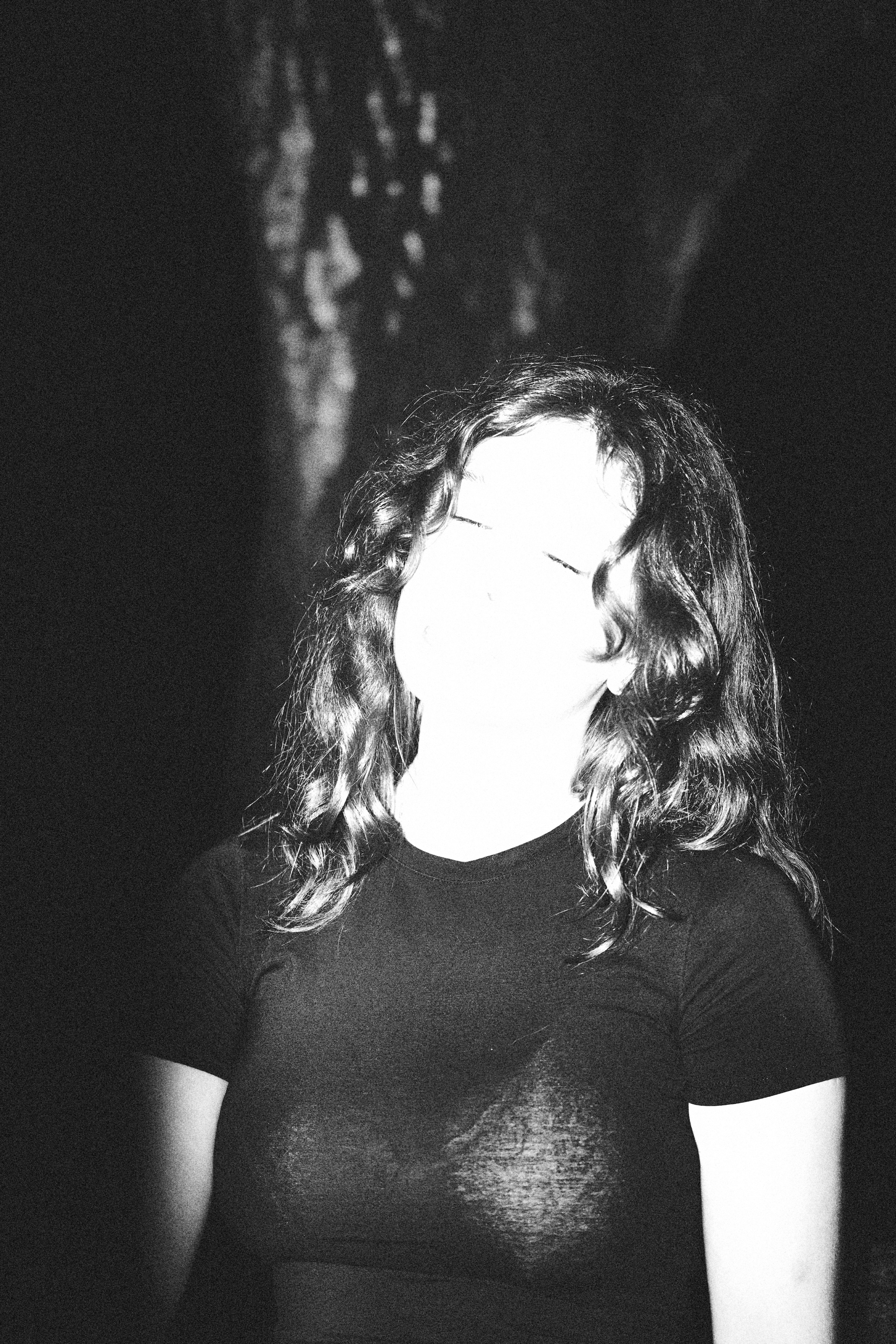 Ночная Фотосессия Софа. Фэшн-фотография и портреты в Владивостоке. Превращаю съёмку в повествование — создаю образы с сюжетом, которые остаются в памяти