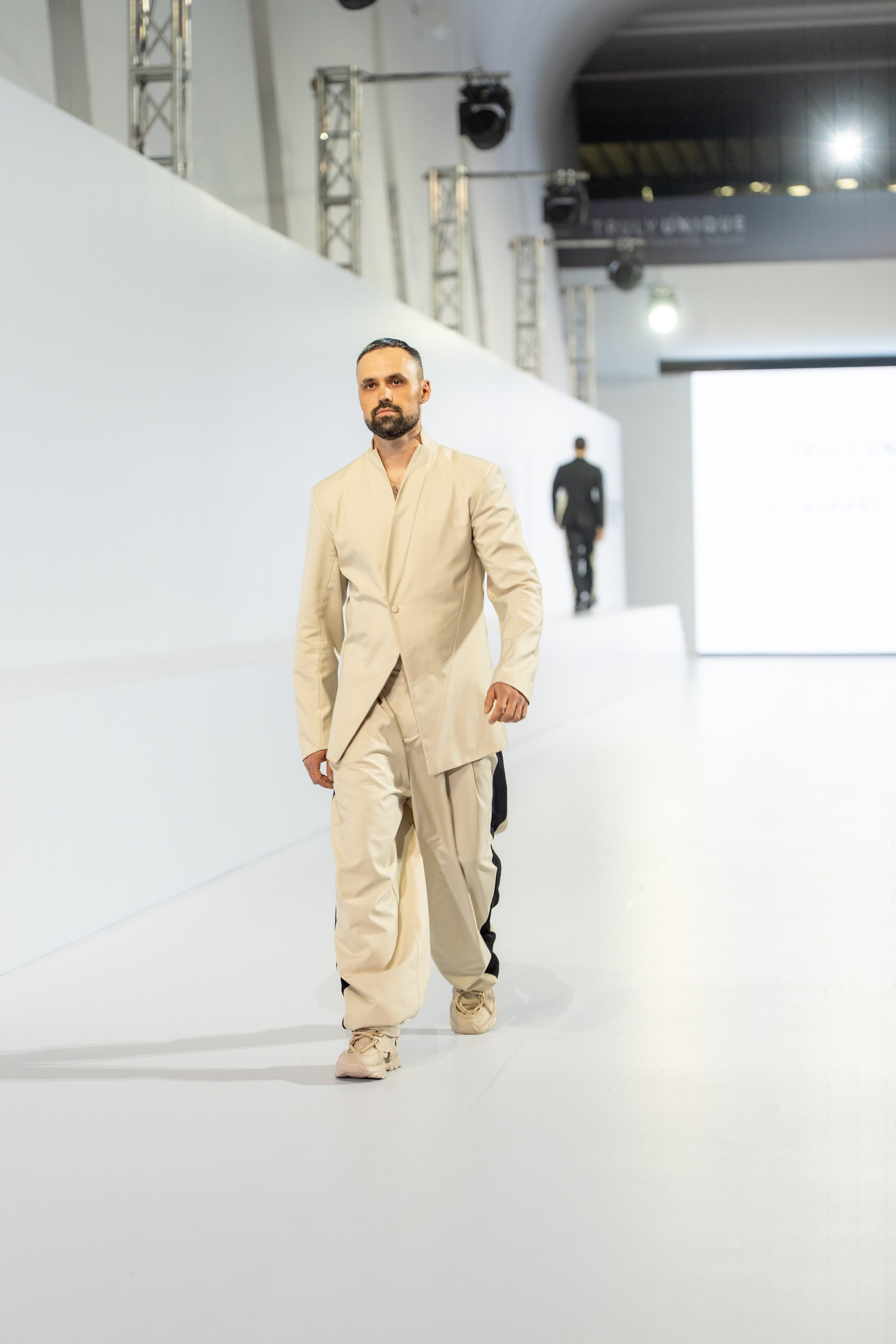 Truly Unique by Alexey ChZhen. Сайт Алматинского НЮ АРТ, будуар и фэшн фотографа Дениса Карпенко