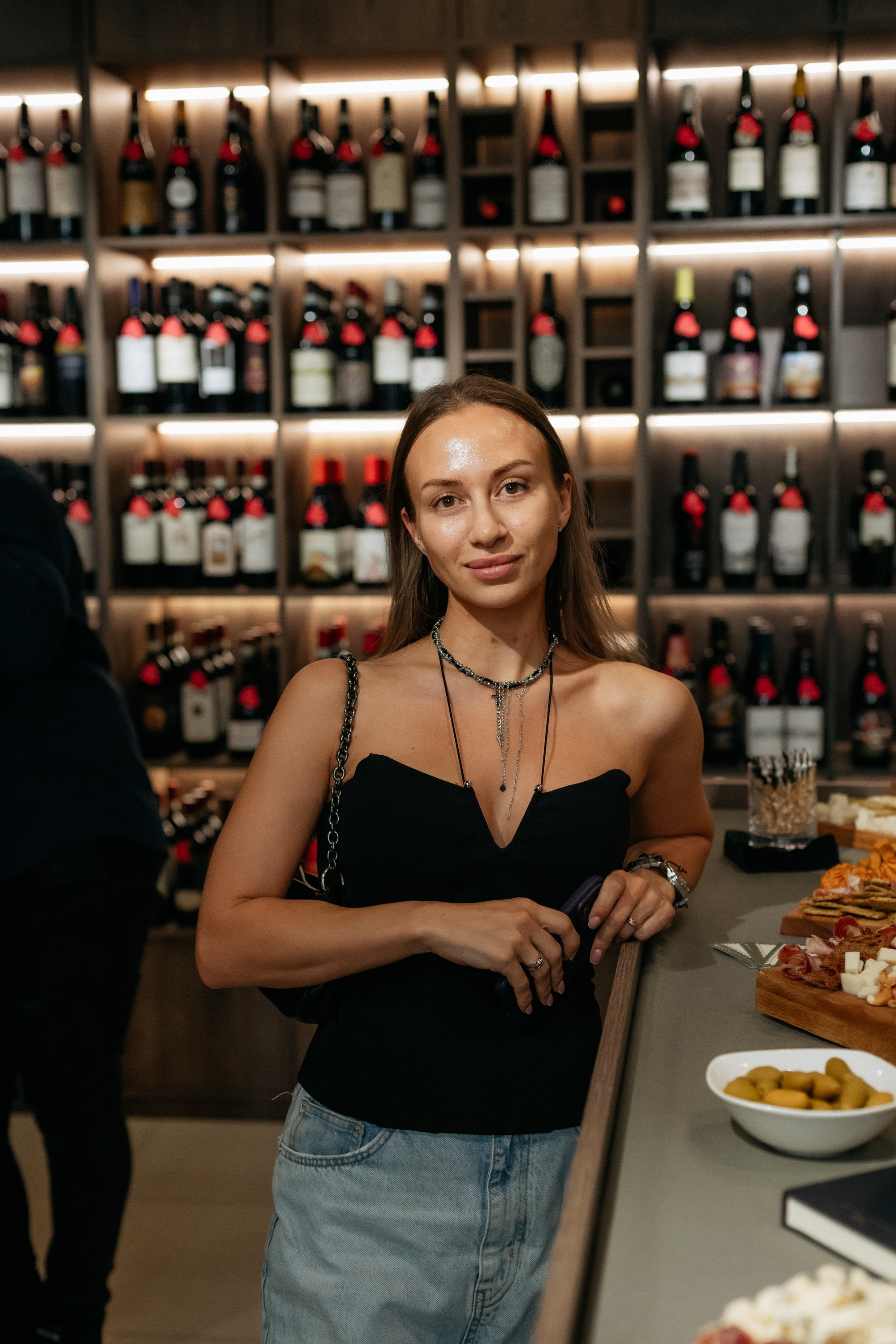 BY SIMPLE ВИНОТЕКА — ОТКРЫТИЕ. СВОИ. ФОТООТЧЕТЫ-СОБЫТИЯ-МЕСТА