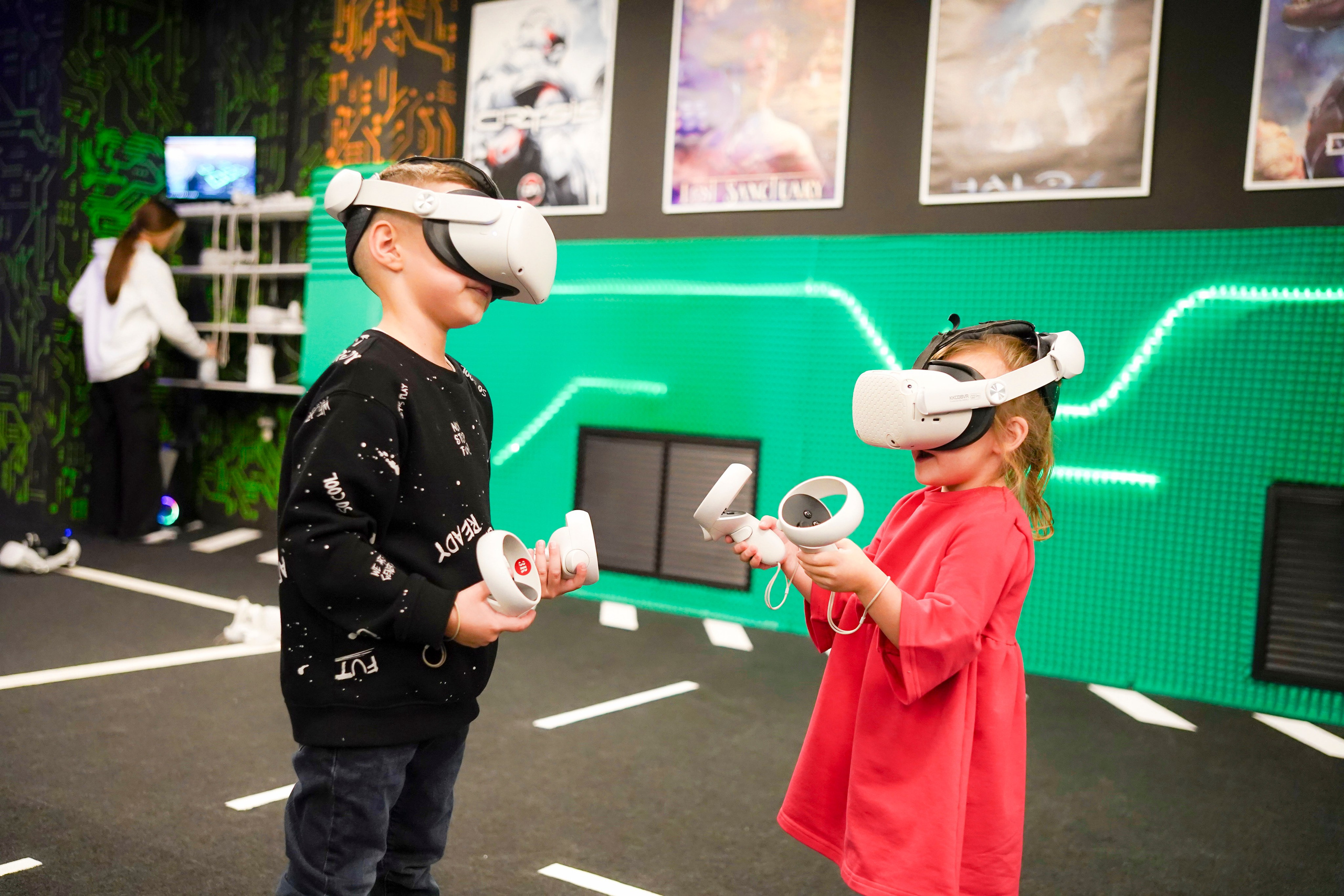 VR (November-December 2024). Felixtones