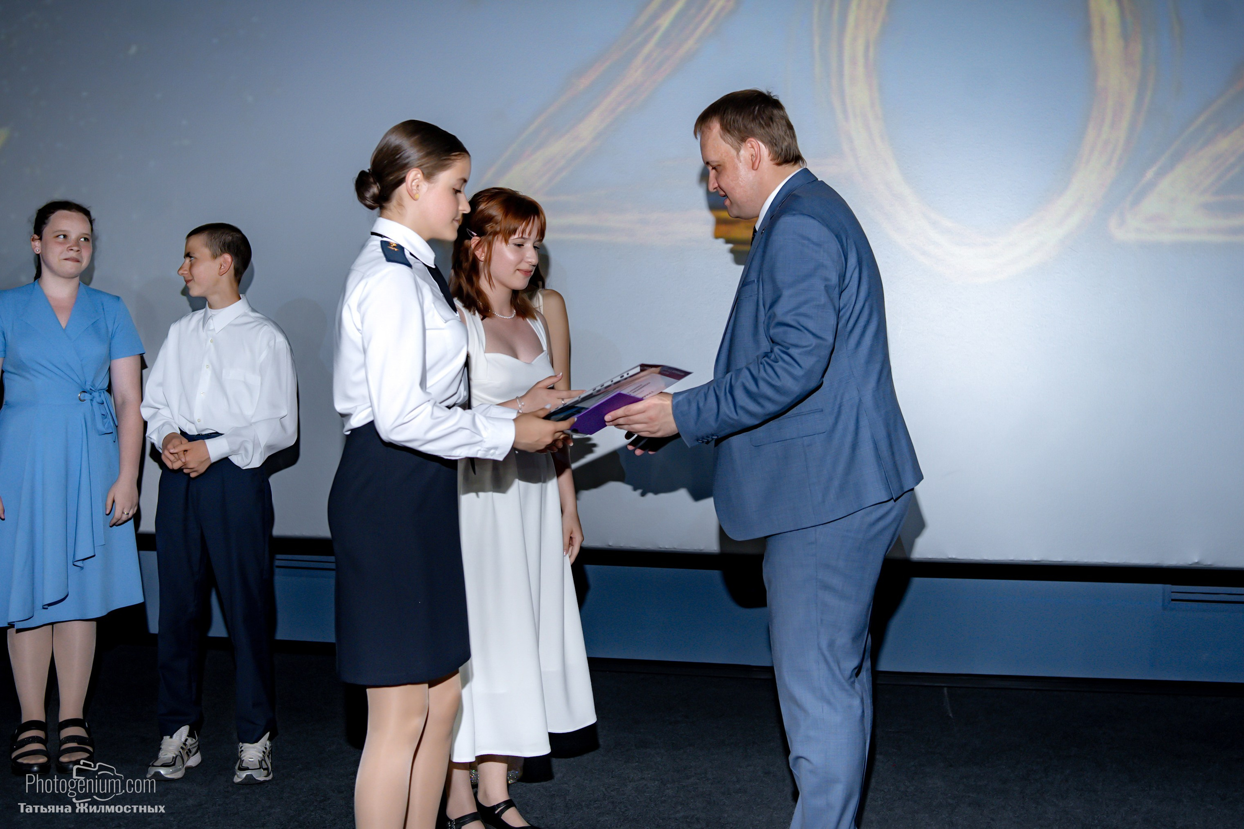 Выпускной 9"Д» класс школа № 35. Фотограф Нижний Новгород Татьяна Кейод