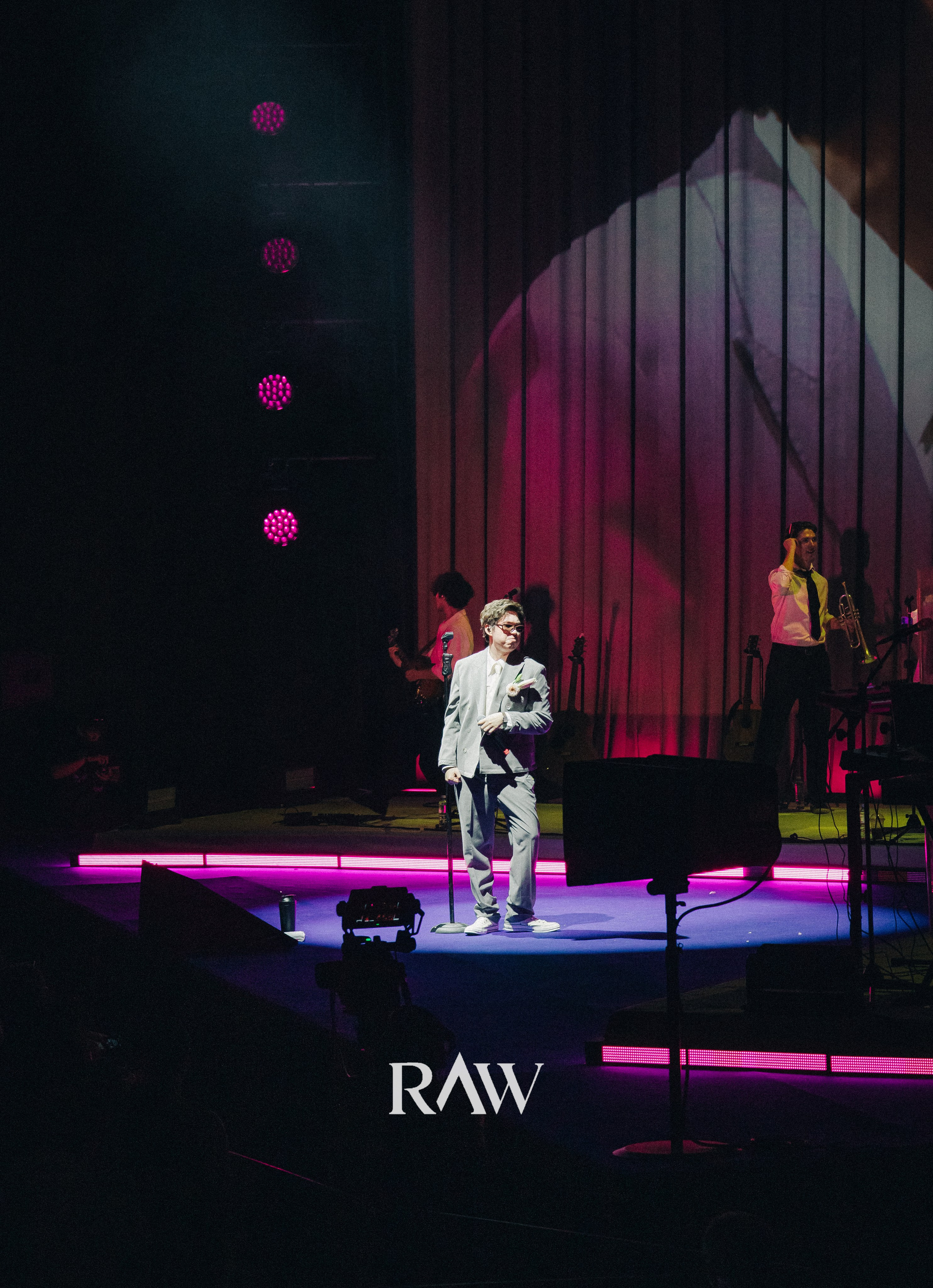 M'Dee Solo Concert. Maksiimiliano Raw фотограф Алматы